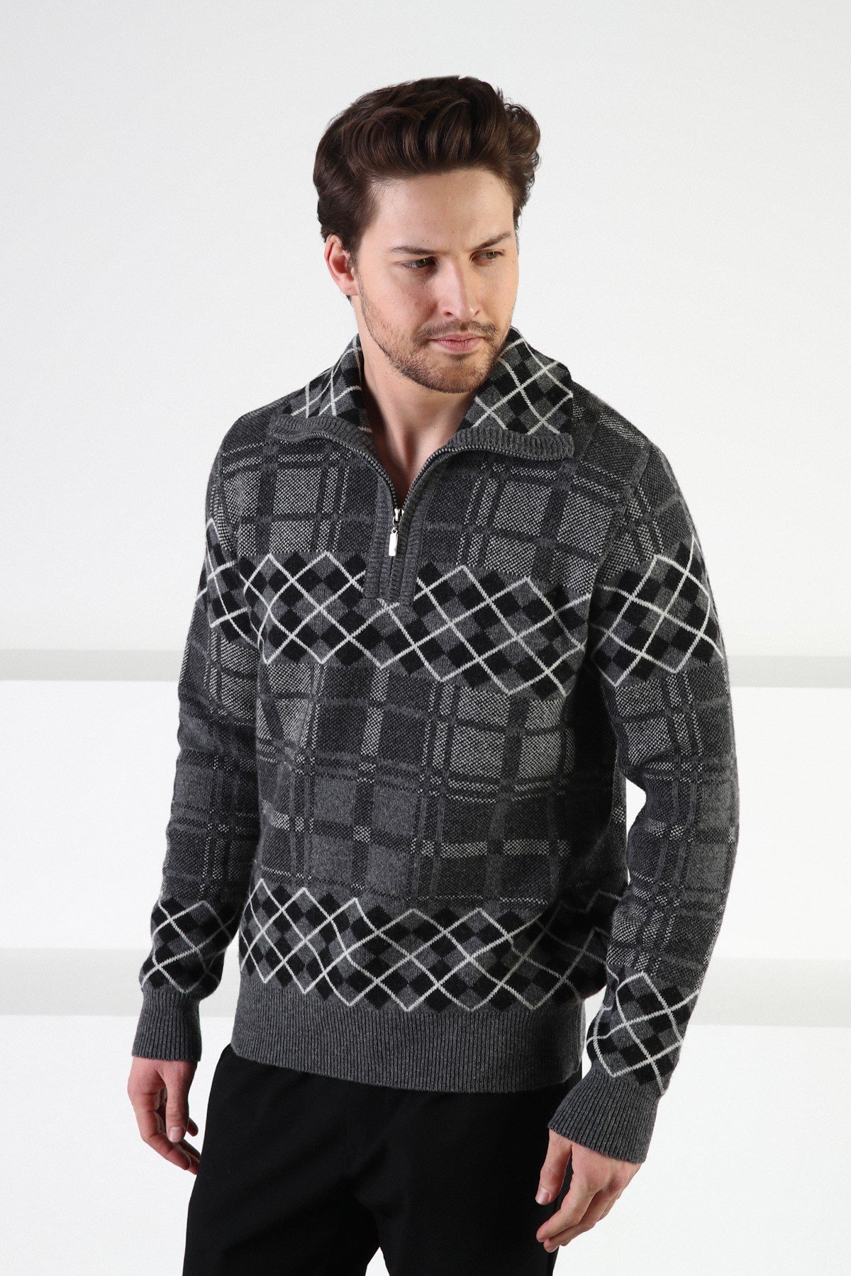 Ferraro Füme Ekoseli Dik Yaka %100 Kuzu Yünü Erkek Kazak