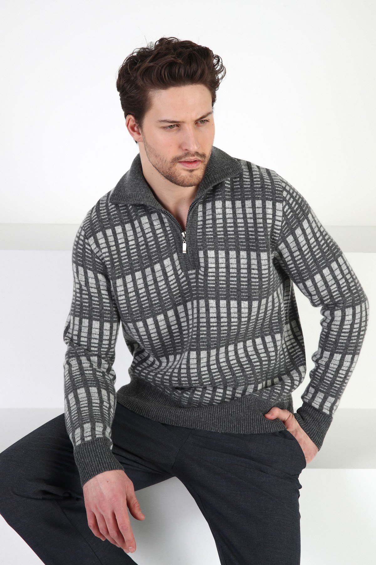 Ferraro Füme Fermuarlı Dik Yaka %100 Kuzu Yünü Erkek Kazak