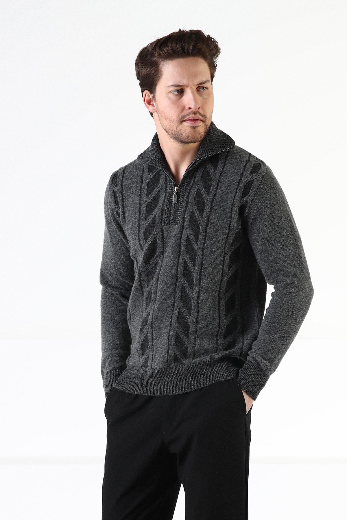 Ferraro Füme Örgü Desenli Dik Yaka %100 Kuzu Yünü Erkek Kazak