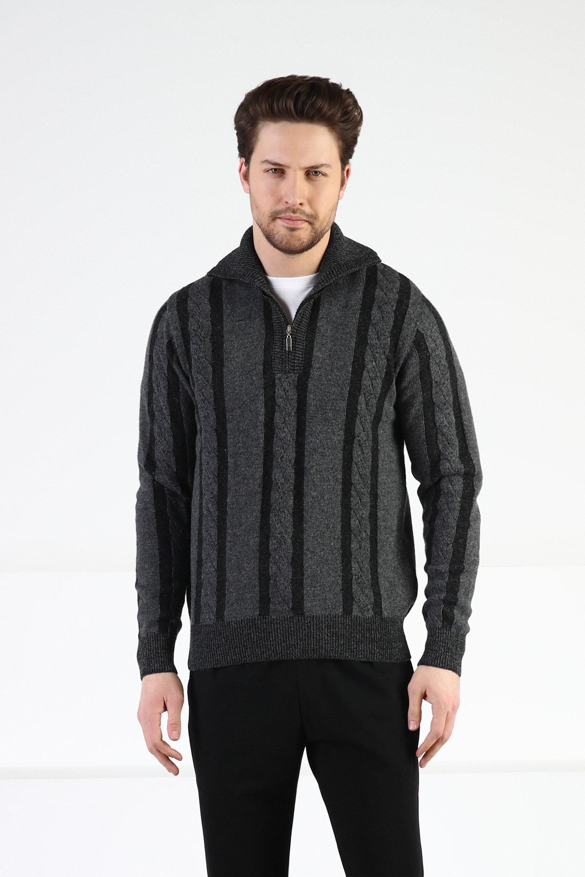 Ferraro Füme Örgü Desenli Dik Yaka %100 Kuzu Yünü Erkek Kazak