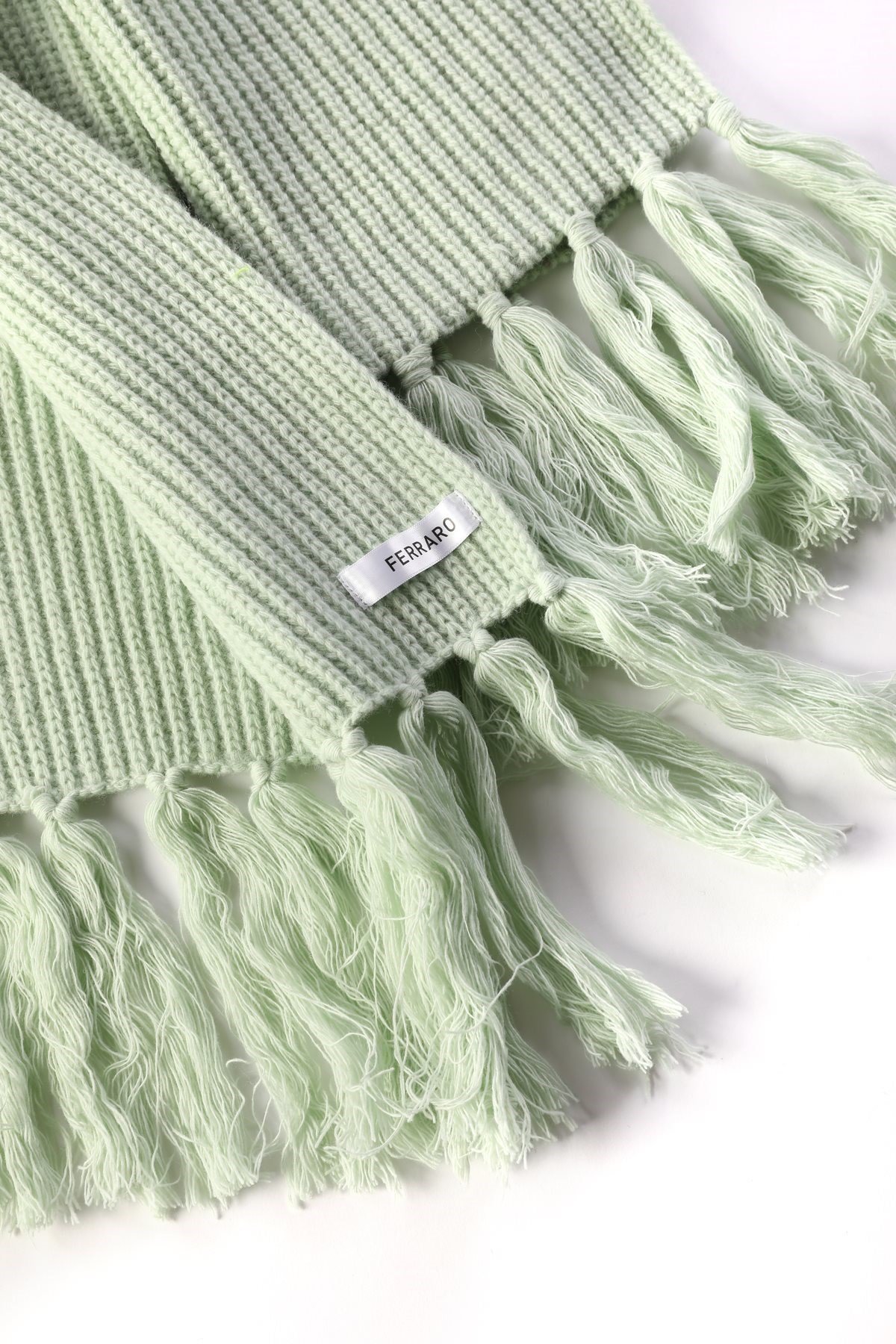 Ferraro Gin Merino Yün Kadın Atkı Bere Takımı