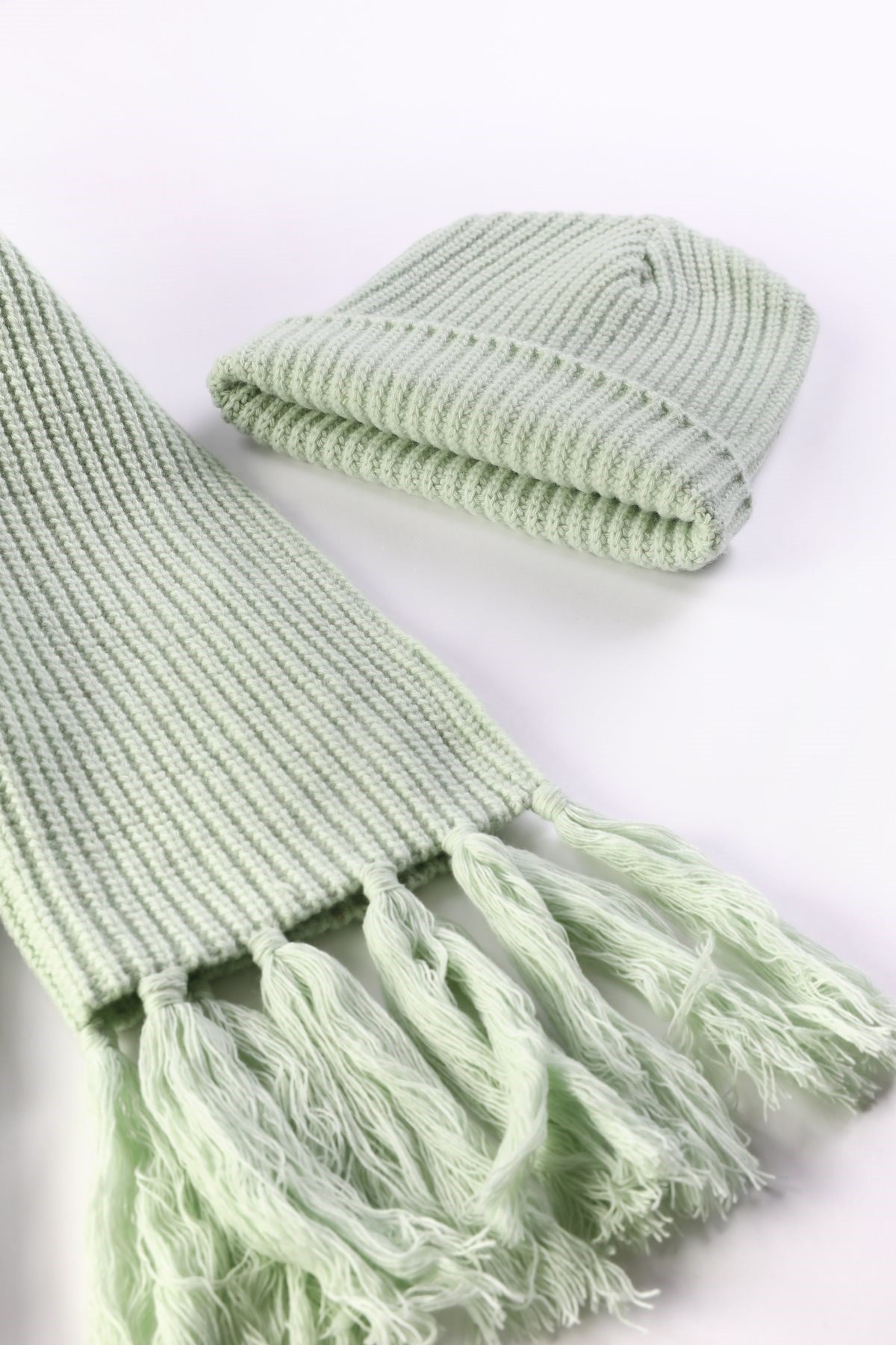 Ferraro Gin Merino Yün Kadın Atkı Bere Takımı