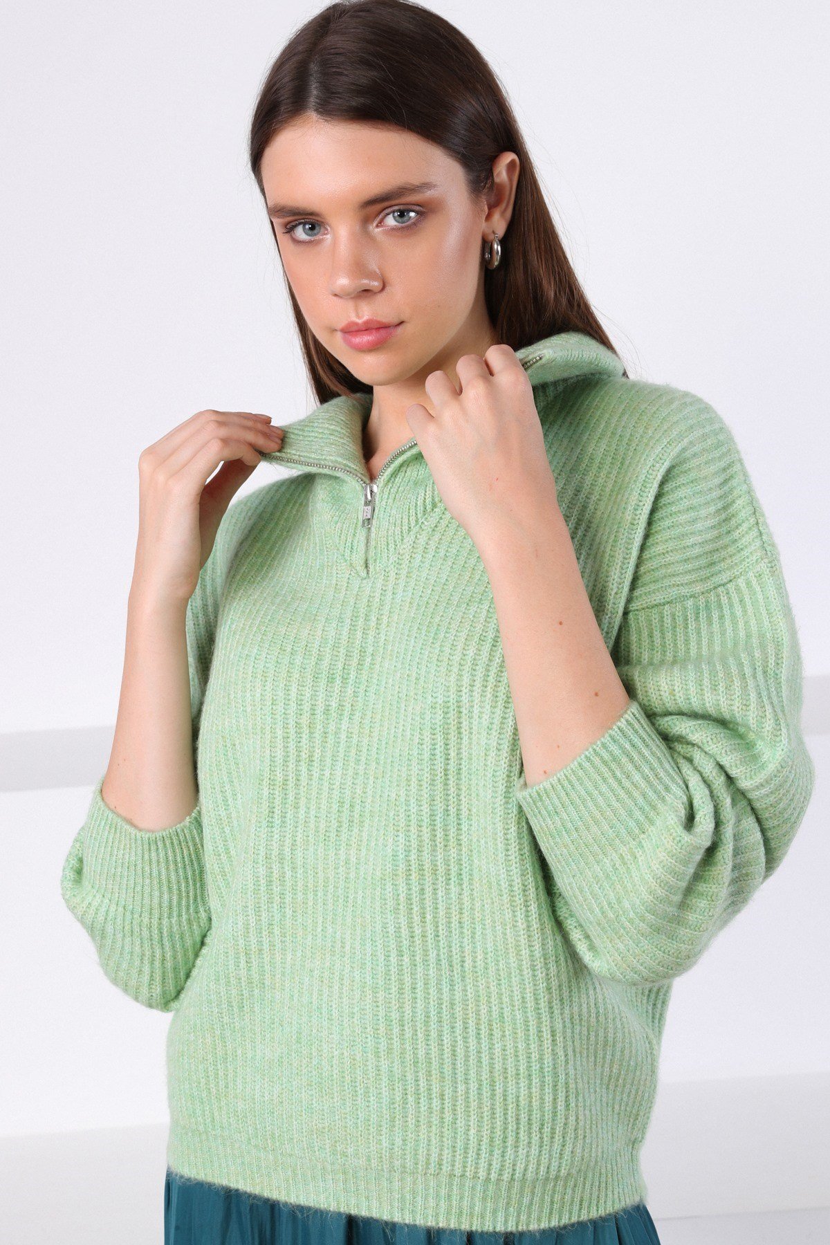 Ferraro Green Fermuarlı Yarım Balıkçı Yaka Kadın Triko Kazak