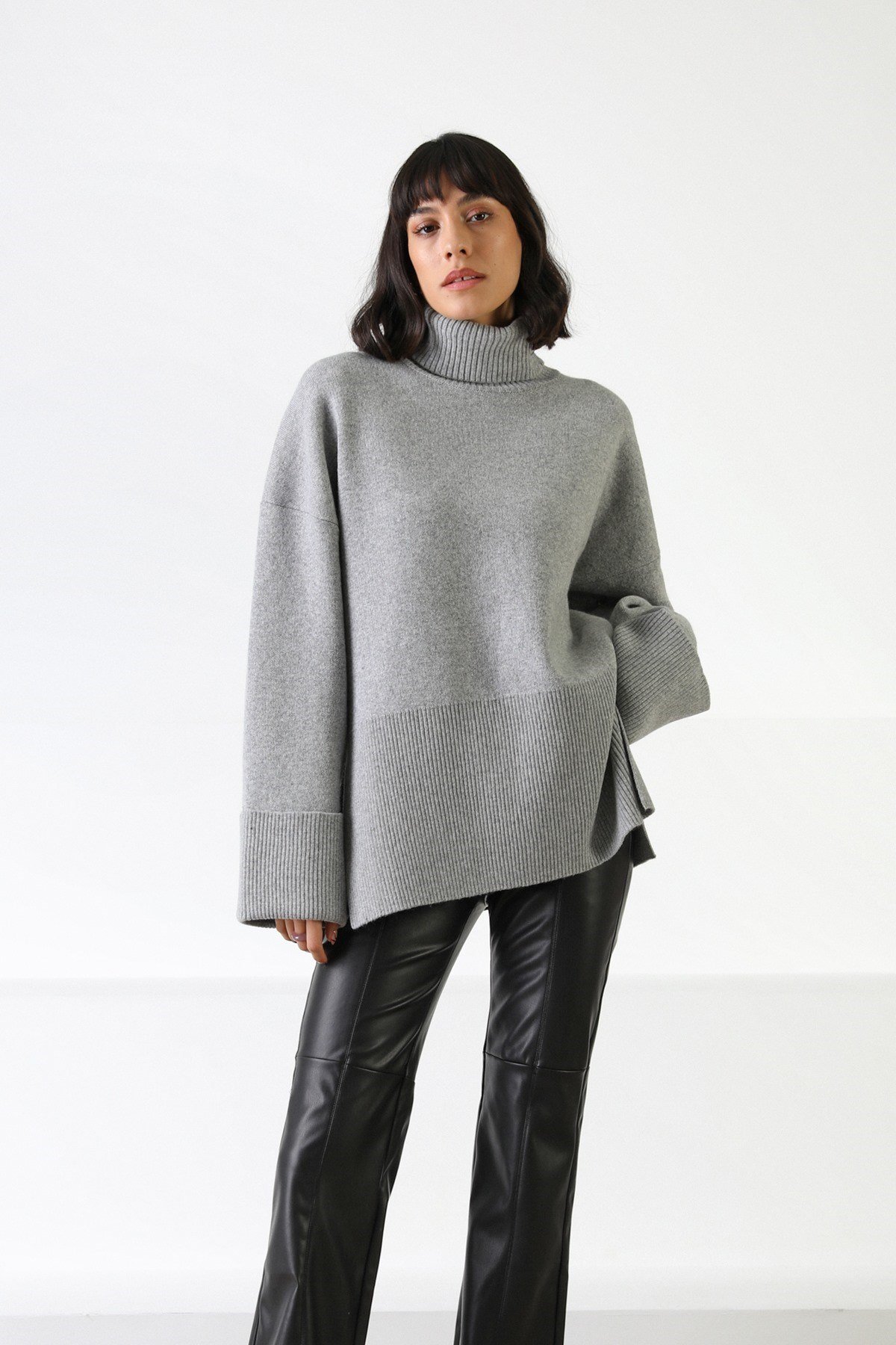 Ferraro Gri Uzun Kollu Balıkçı Yaka Kaşmirli Kadın Triko Kazak