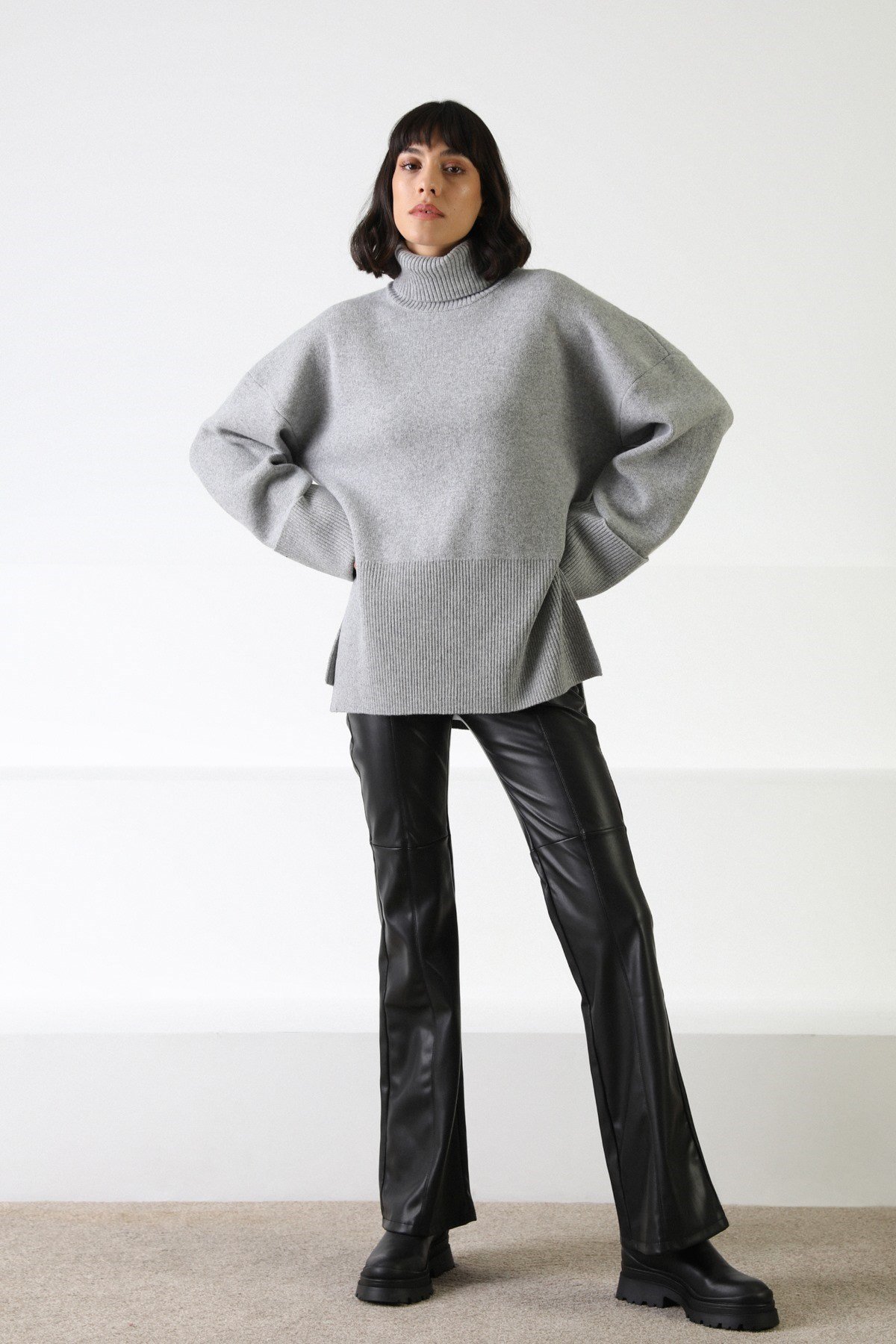 Ferraro Gri Uzun Kollu Balıkçı Yaka Kaşmirli Kadın Triko Kazak