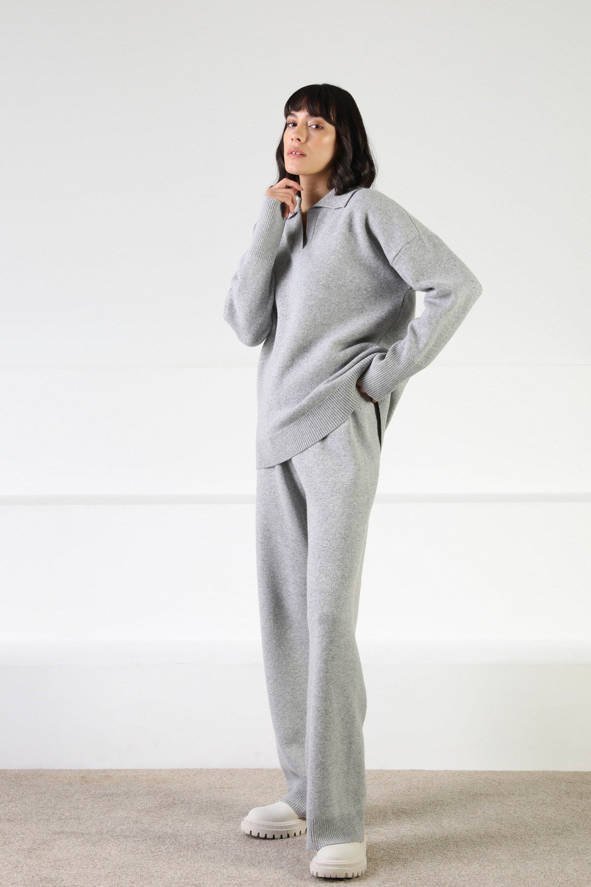 Ferraro Gri Uzun Kollu Polo Yaka Kaşmirli Kadın Triko Kazak