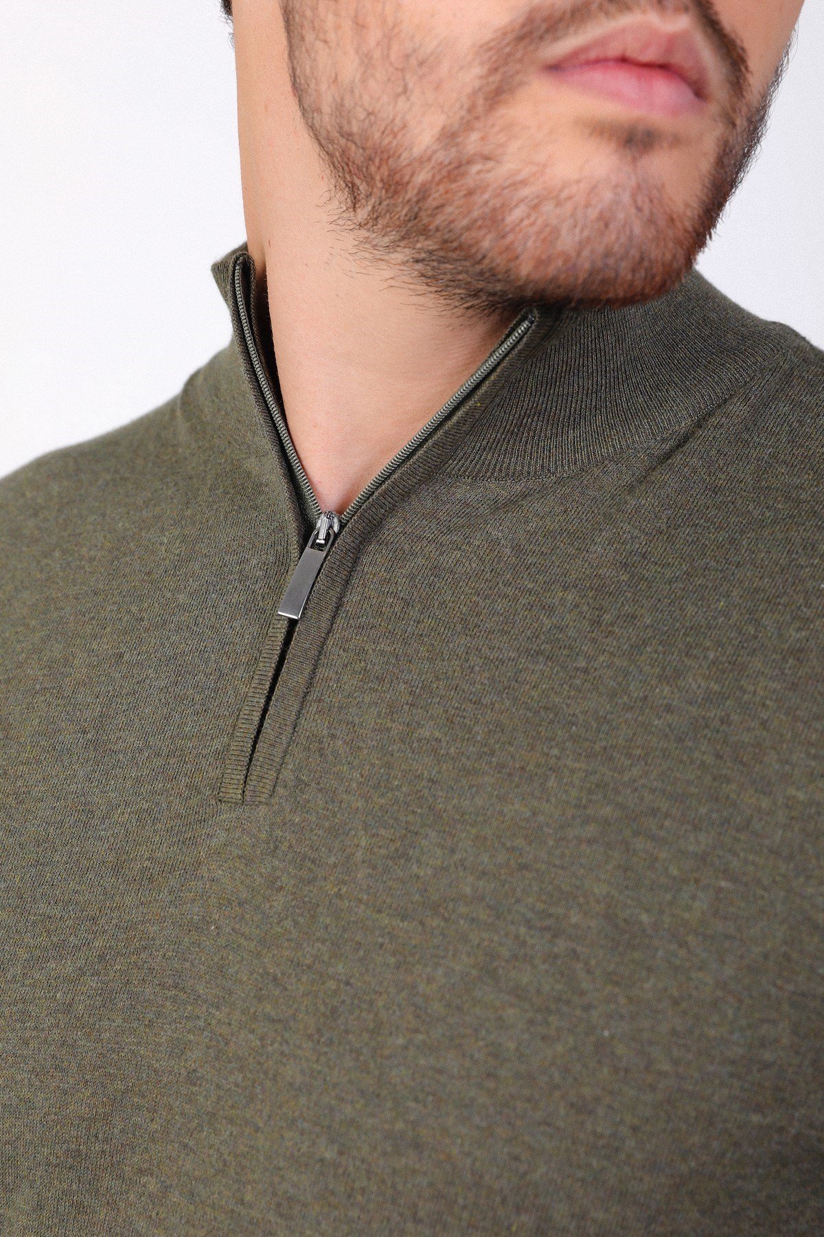 Ferraro Haki Dik Yaka Düz Renk Pamuk Erkek Kazak