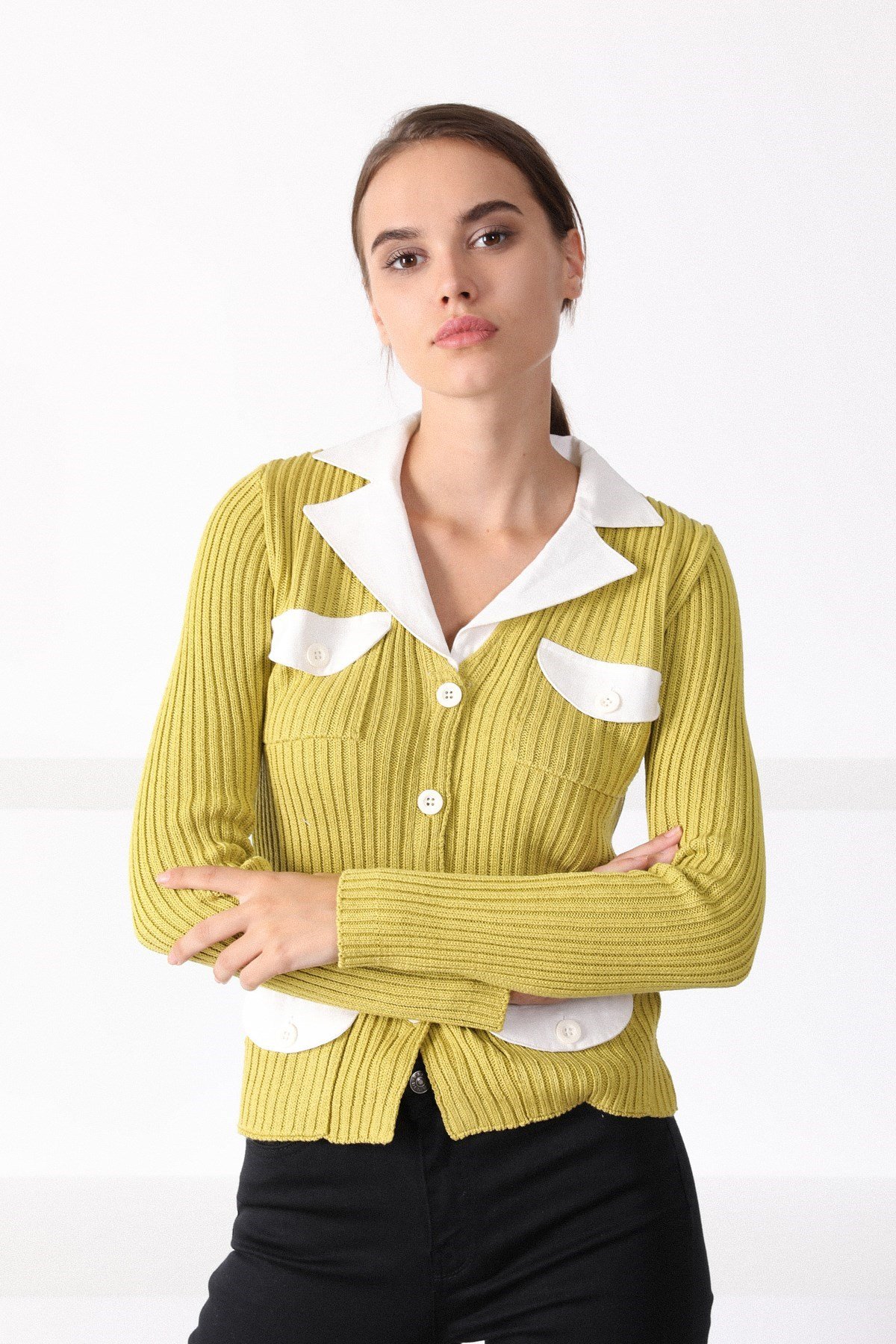 Ferraro Hardal Gömlek Yaka Kadın Triko Hırka