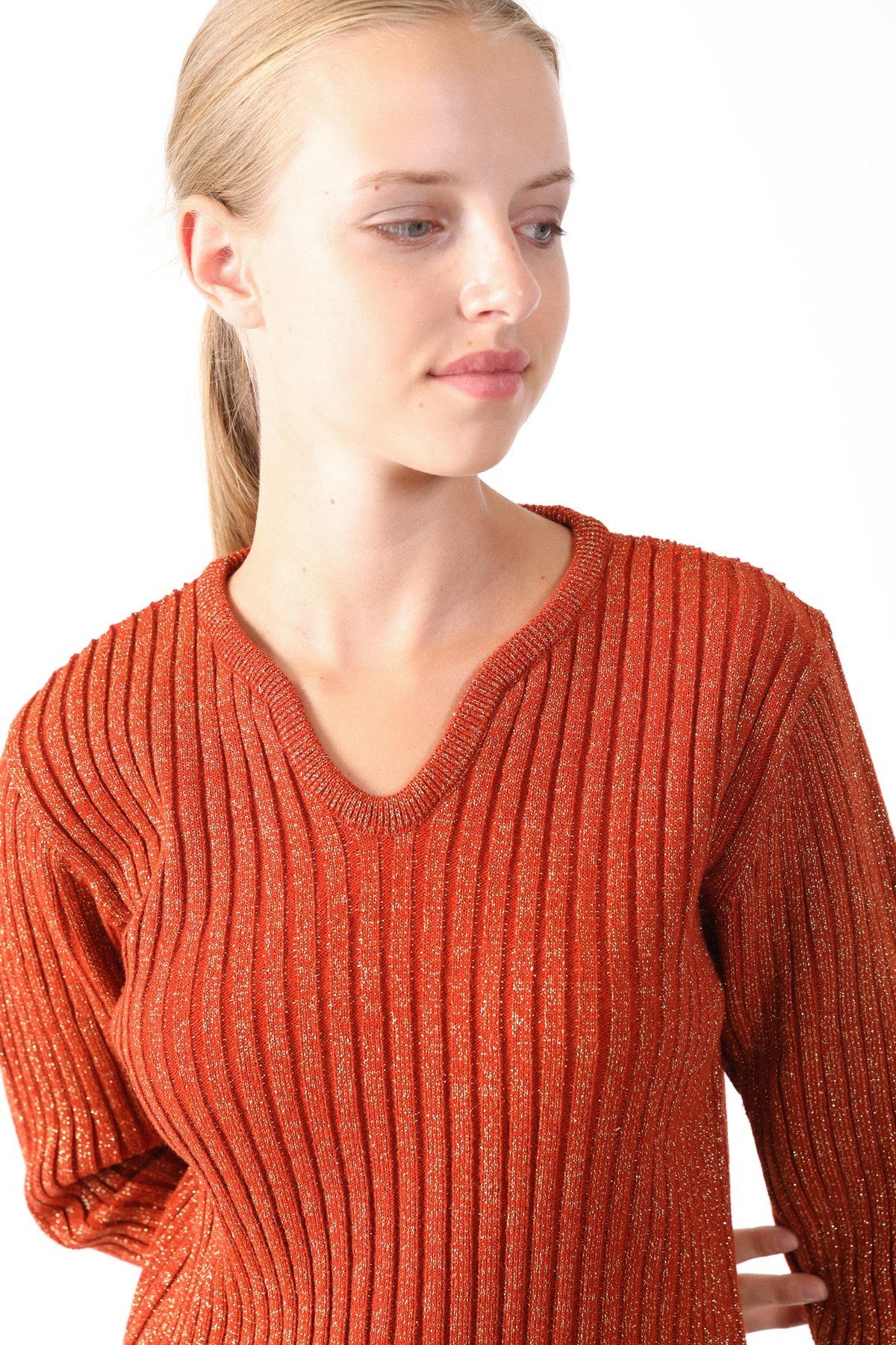 Ferraro K.Oranj V Yaka Kadın Triko Kazak