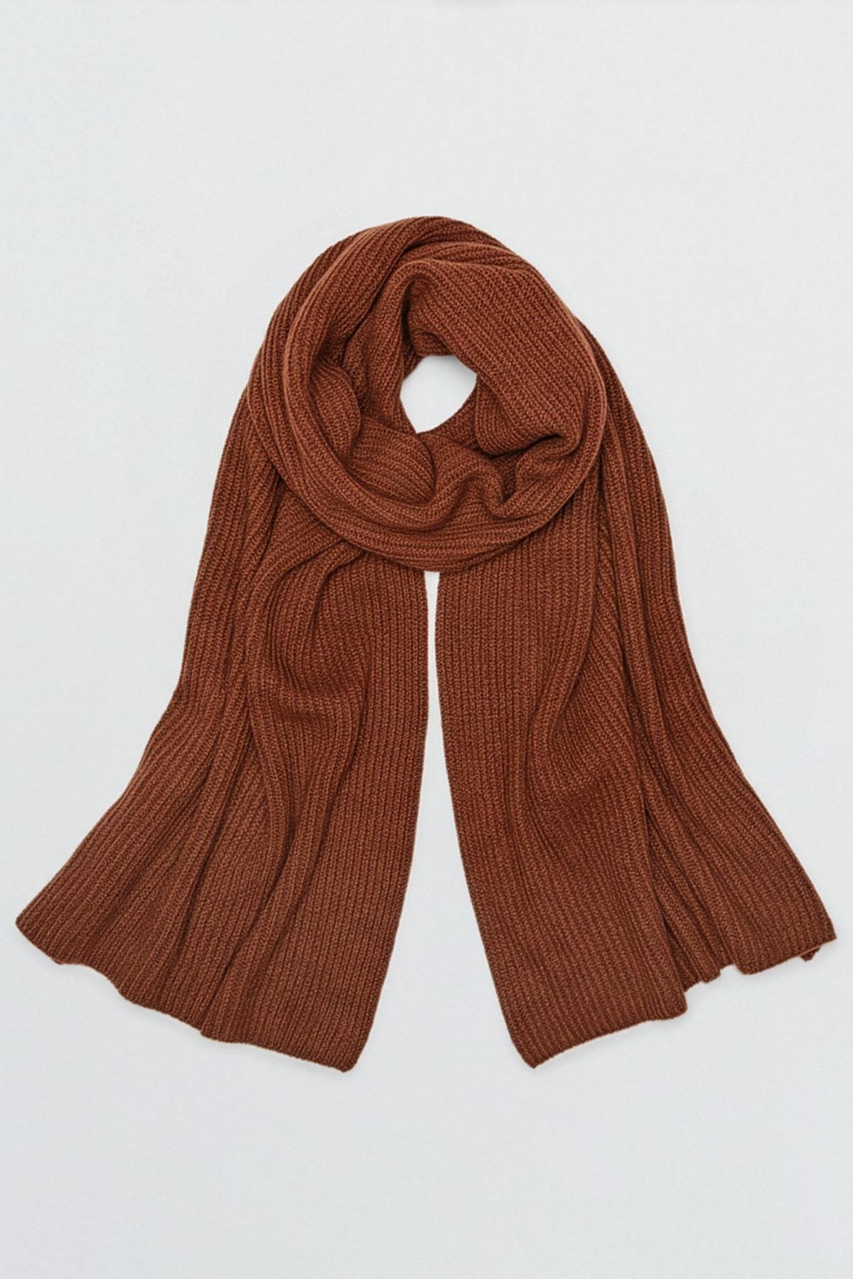 Ferraro Kahve %100 Kuzu Yünü Yumuşak Dokulu Kadın Triko Atkı