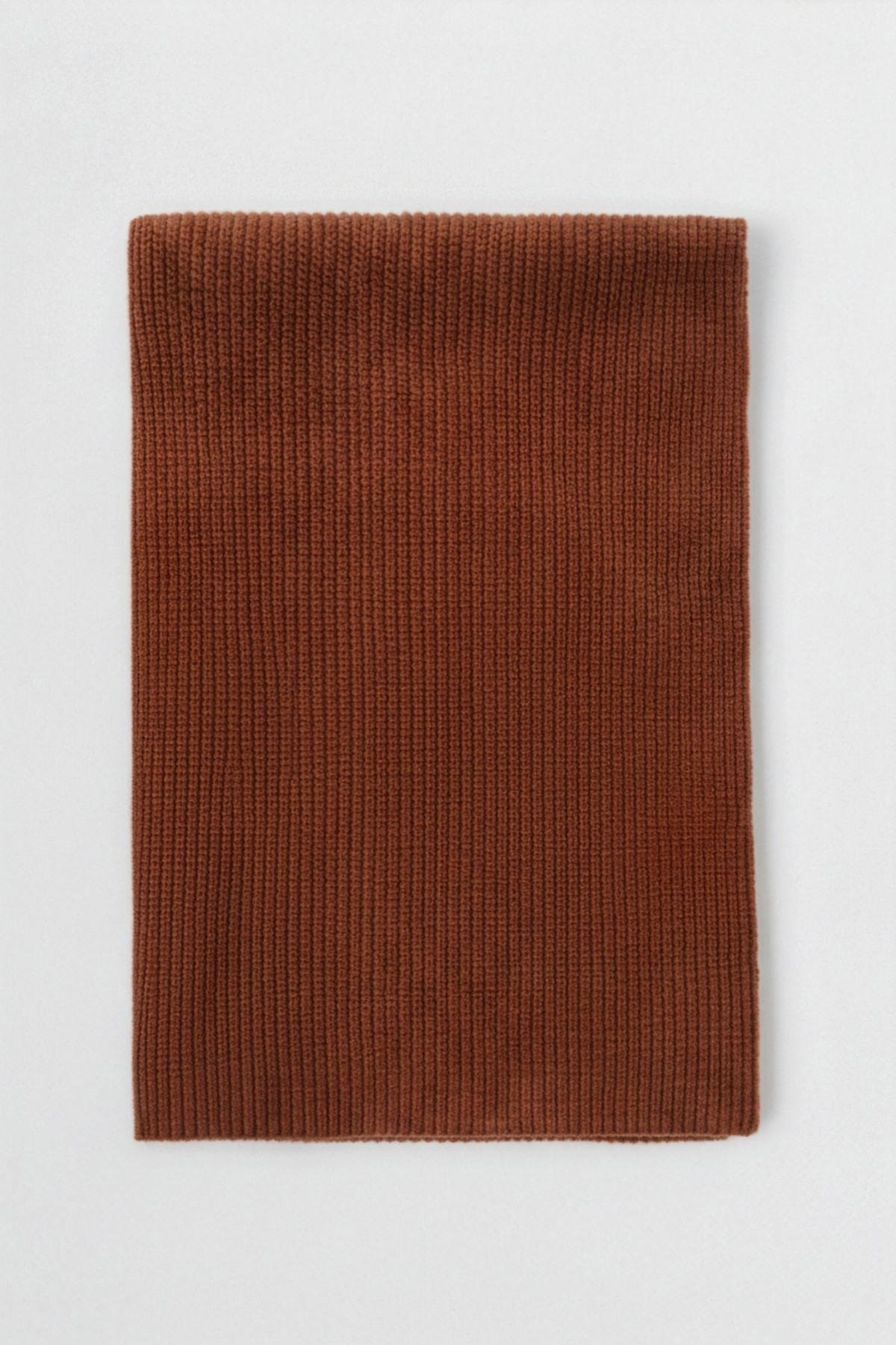 Ferraro Kahve %100 Kuzu Yünü Yumuşak Dokulu Kadın Triko Atkı