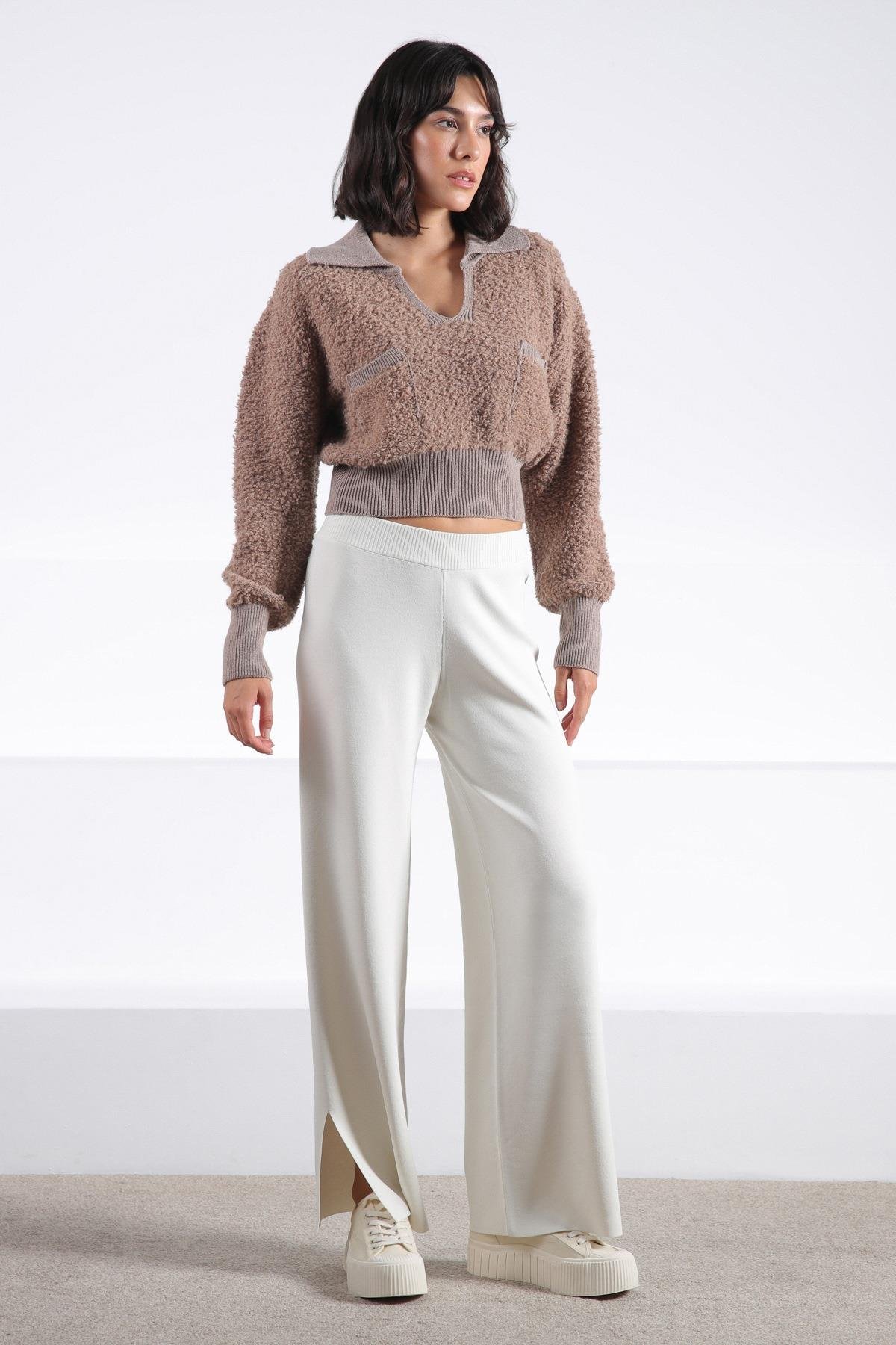 Ferraro Kahve Uzun Kollu Polo Yaka Buklet Kadın Triko Kazak