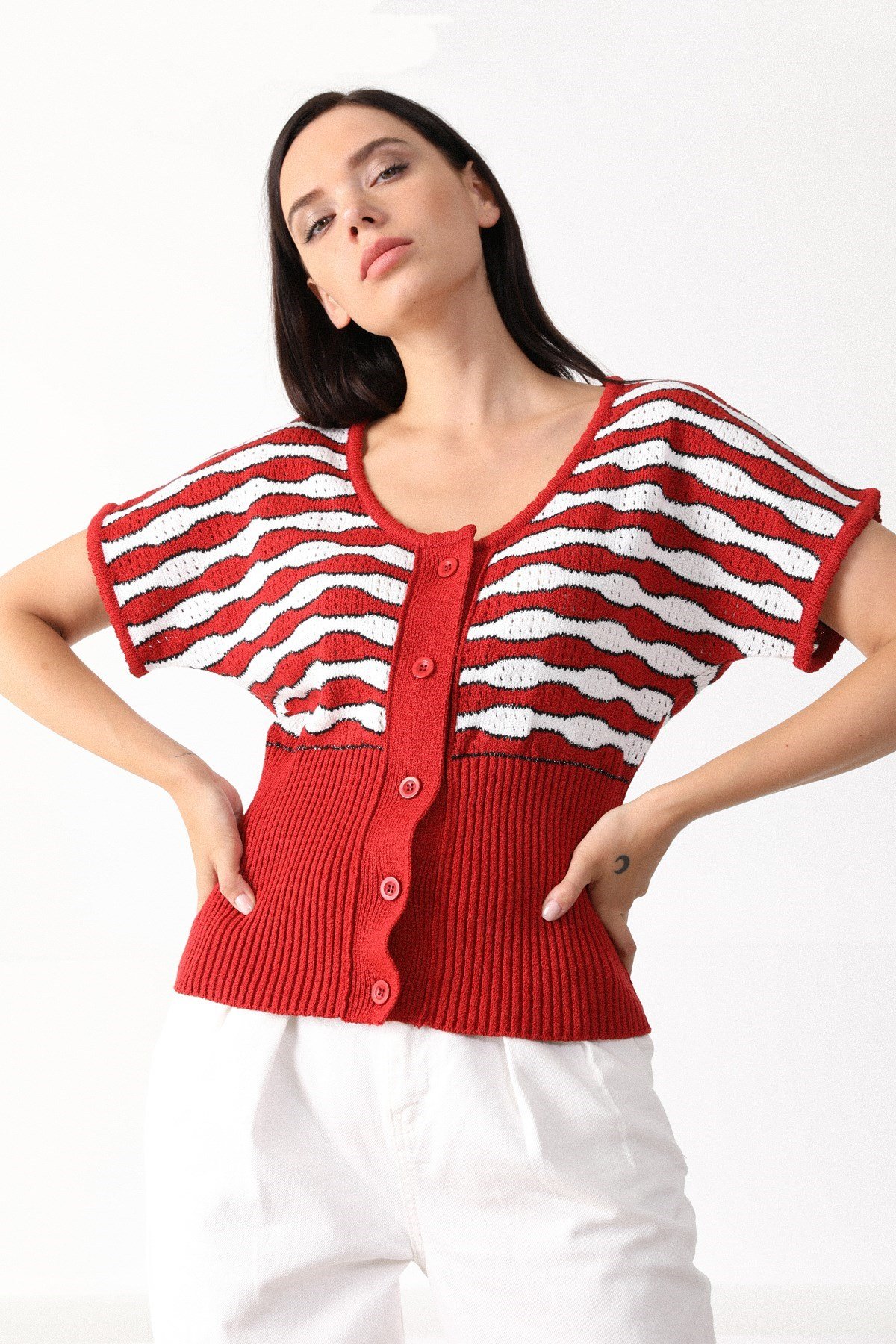 Ferraro Kırmızı Kayık Yaka Desenli Kadın Triko Kazak