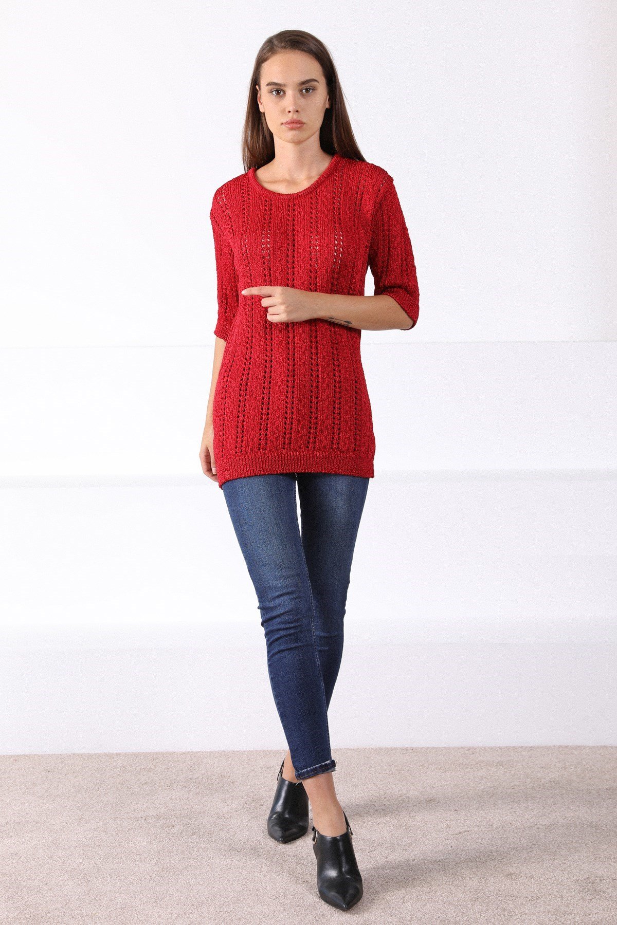 Ferraro Kırmızı Yuvarlak Yaka Ajurlu Kadın Triko Kazak