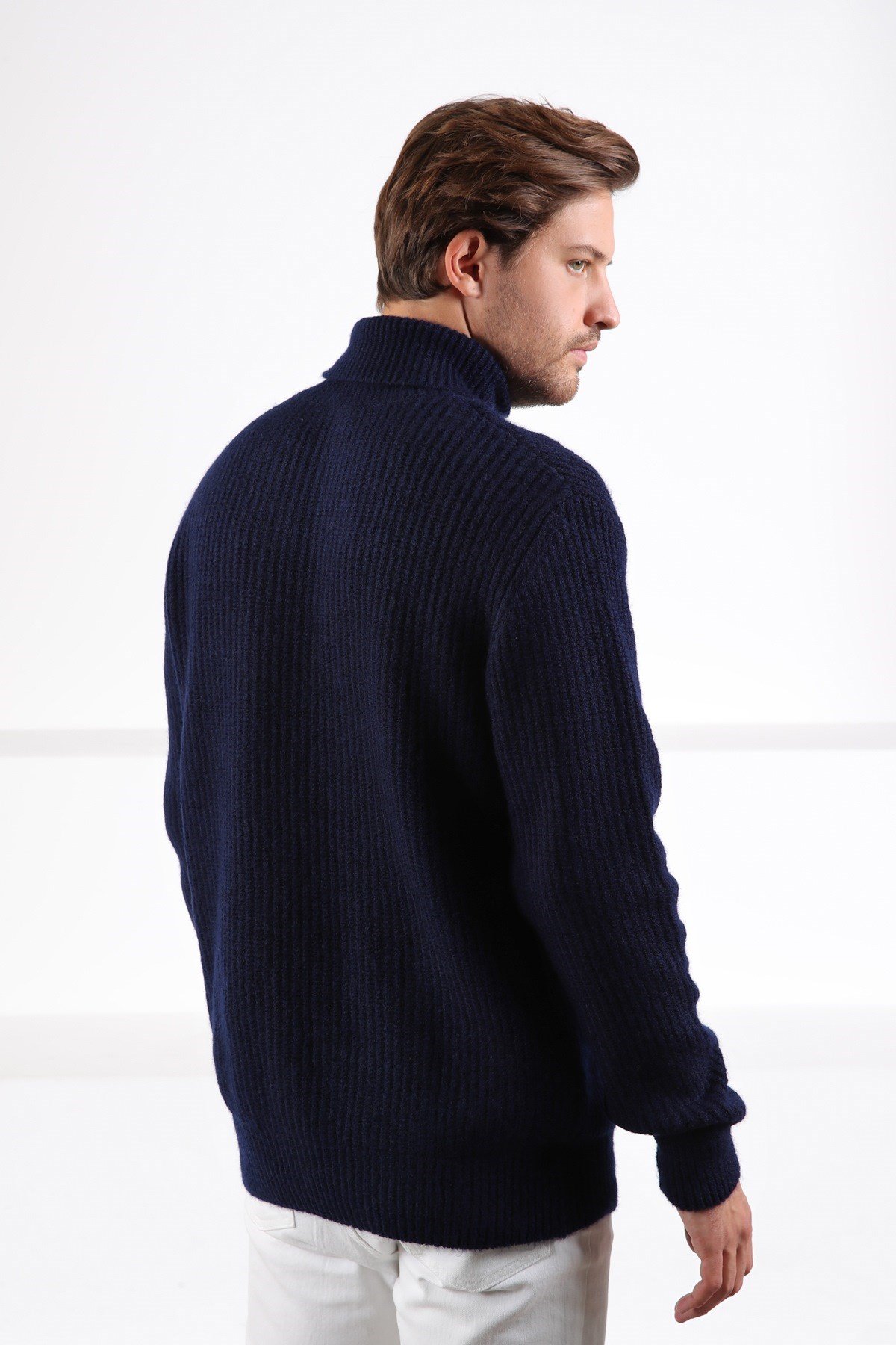 Ferraro Koyu Laci Balıkçı Yaka Alpaka Yün Kazak