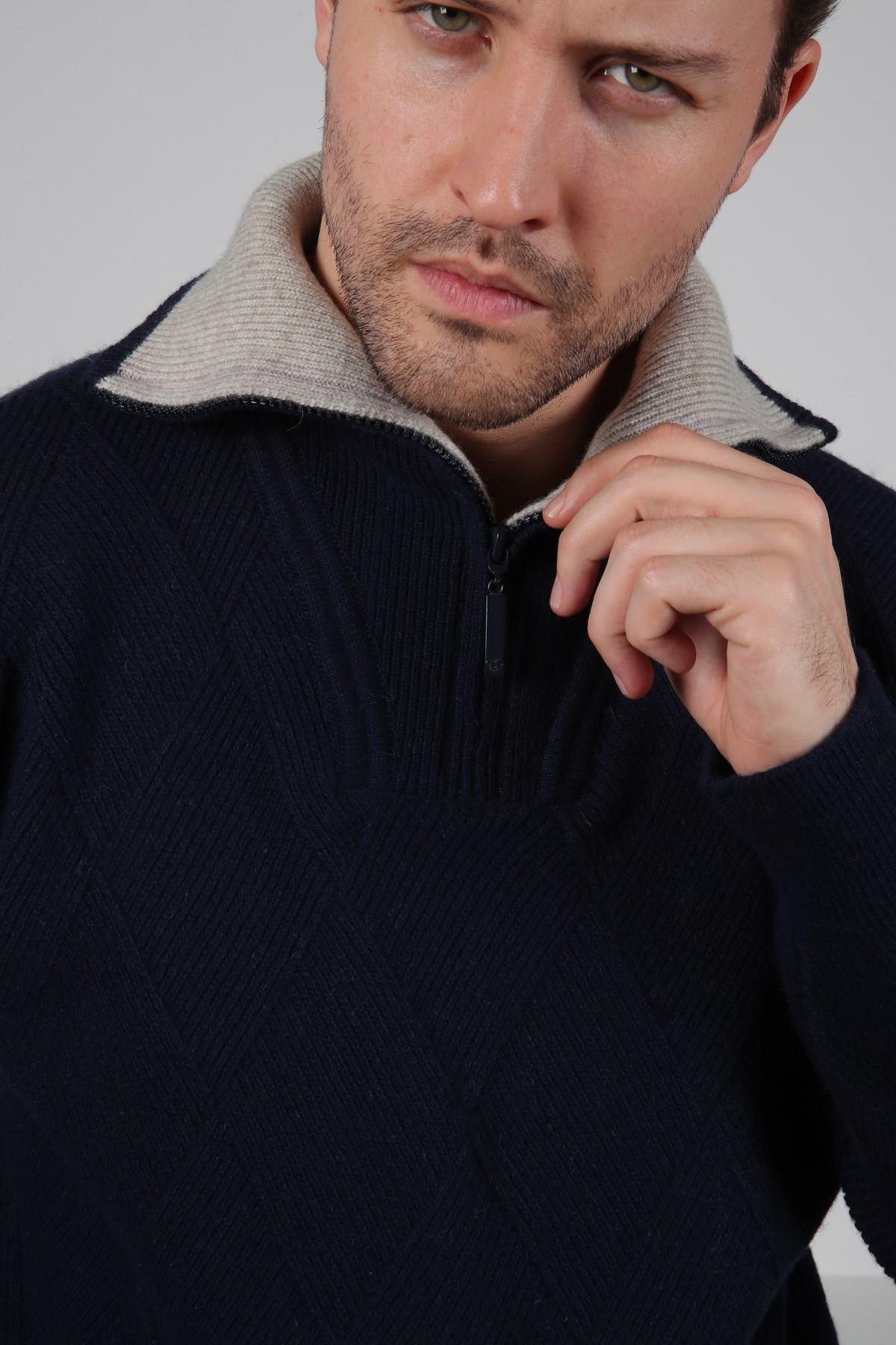 Ferraro Lacivert Balıkçı Yaka Fermuarlı Kabartma Desenli Uzun Kollu %100 Kuzu Yünü Erkek Triko Kazak