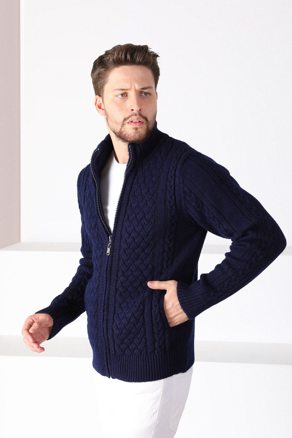 Ferraro Lacivert Fermuarlı Kalın Yün Erkek Triko Hırka