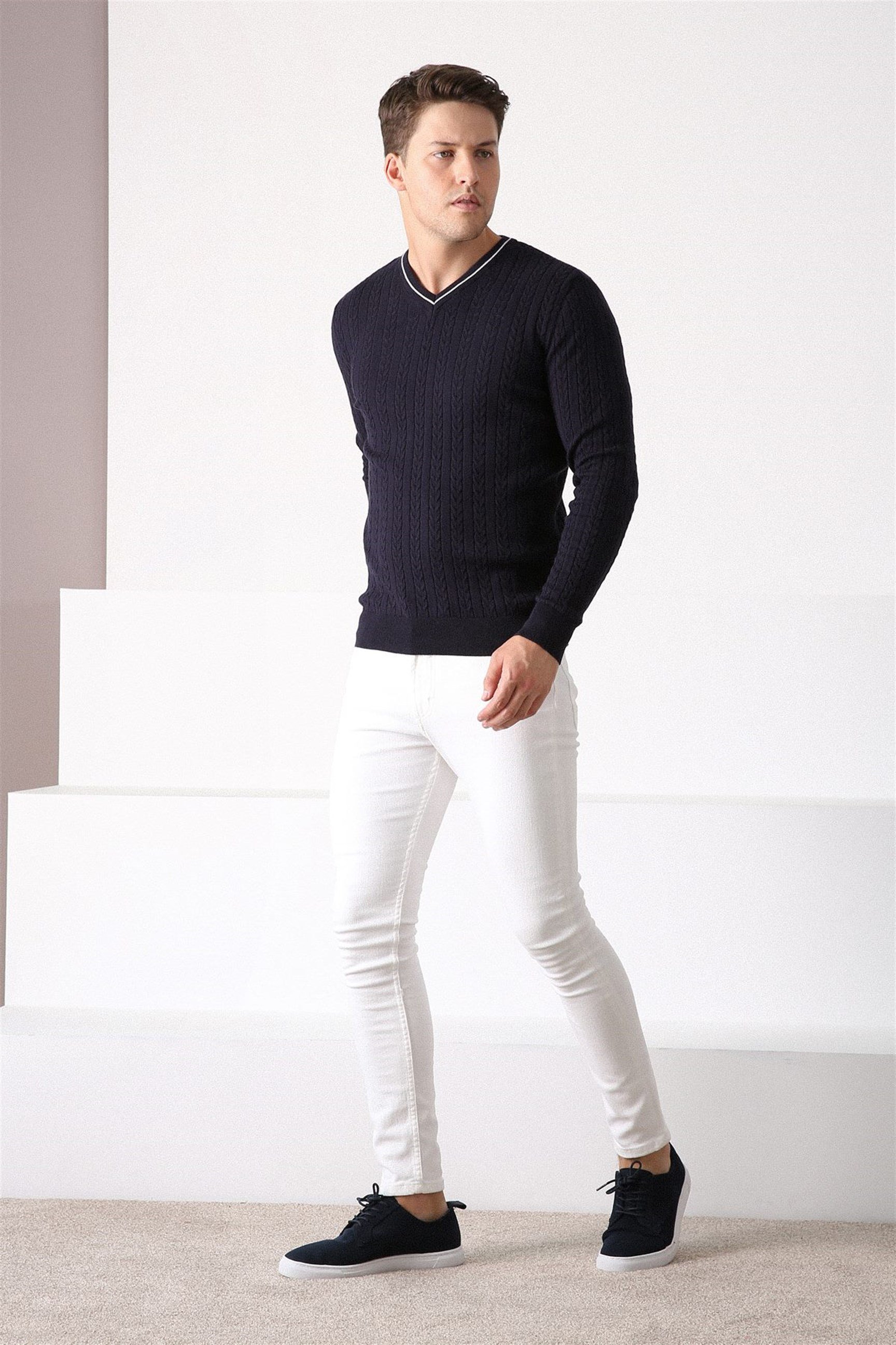 Ferraro Lacivert V Yaka Erkek Pamuk Kazak