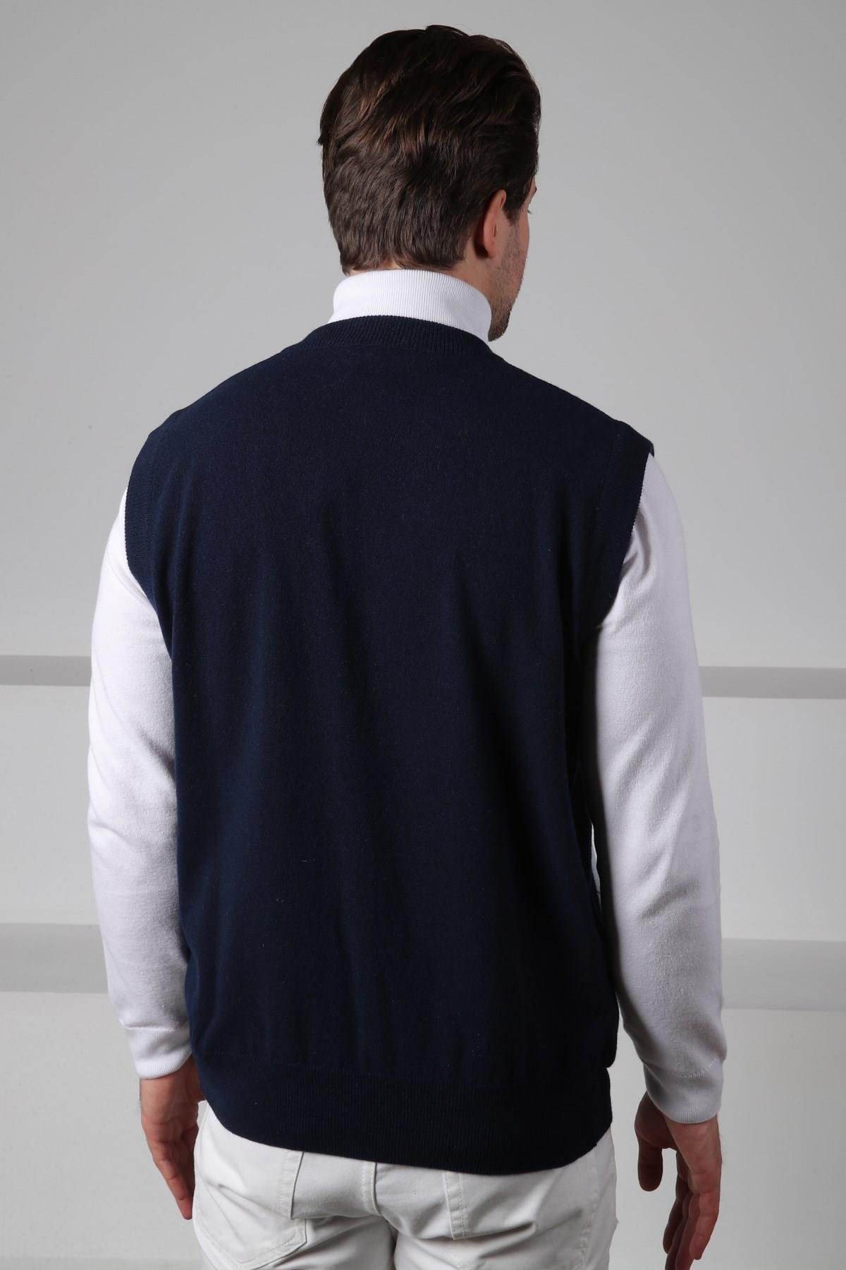 Ferraro Lacivert/Turkuaz V Yaka Çok Renkli Baklava Desenli Kolsuz %100 Kuzu Yünü Erkek Triko Süveter