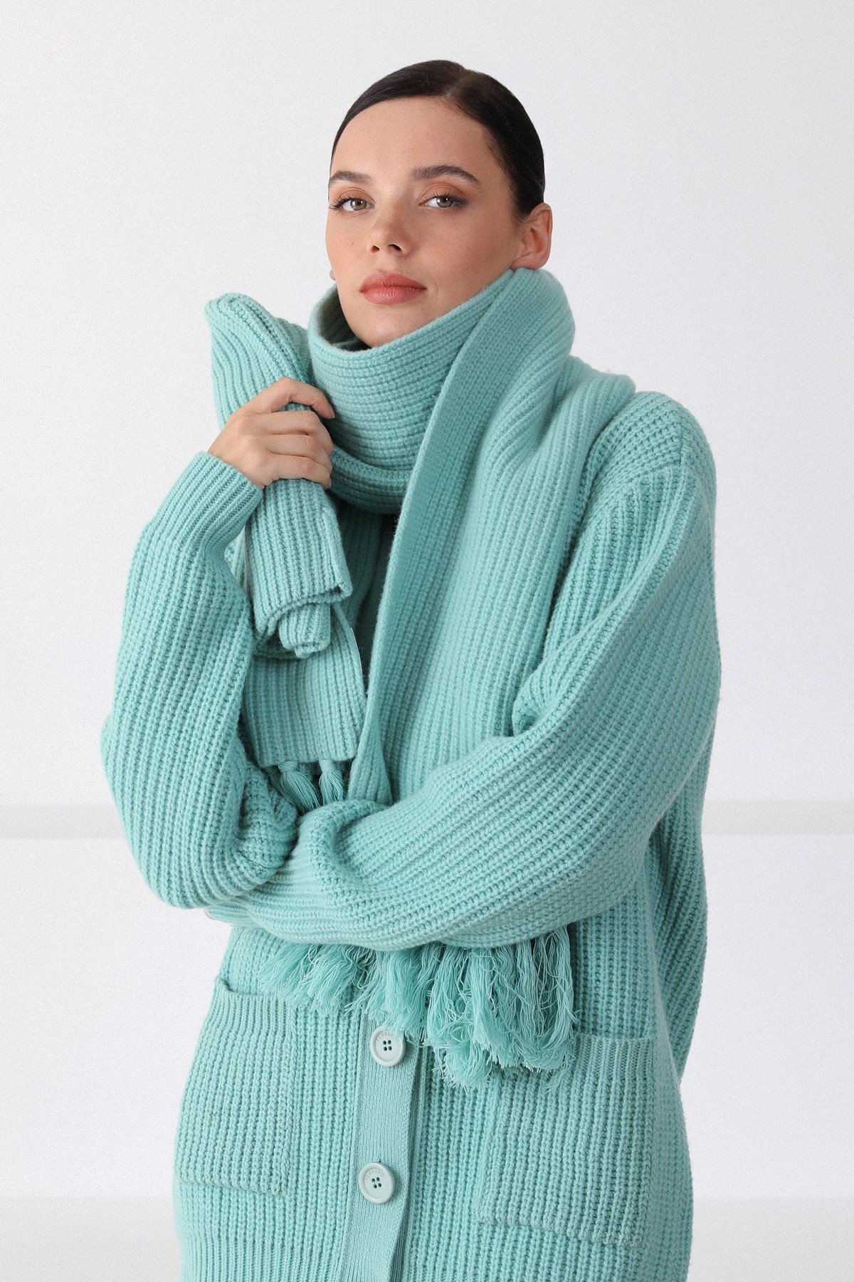 Ferraro Lift Kuzu Yünü Kadın Atkı Bere Takımı