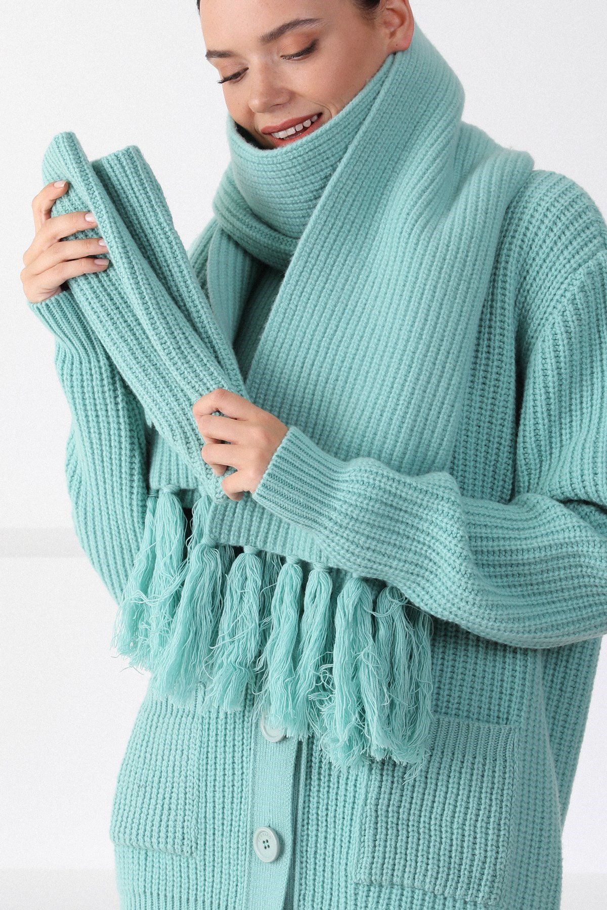 Ferraro Lift Kuzu Yünü Kadın Atkı Bere Takımı