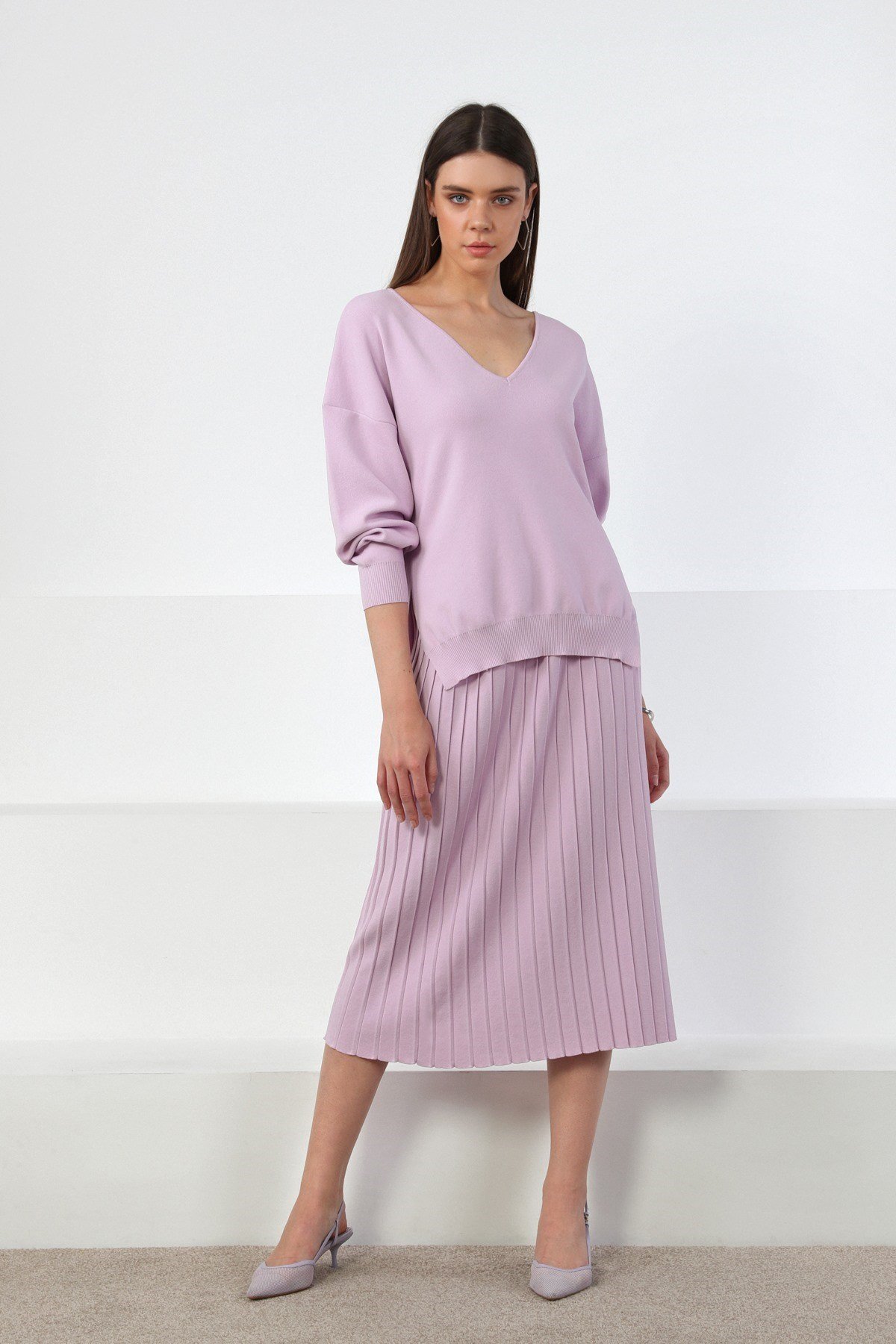 Ferraro Lila V Yaka Yırtmaçlı Kadın Triko Kazak