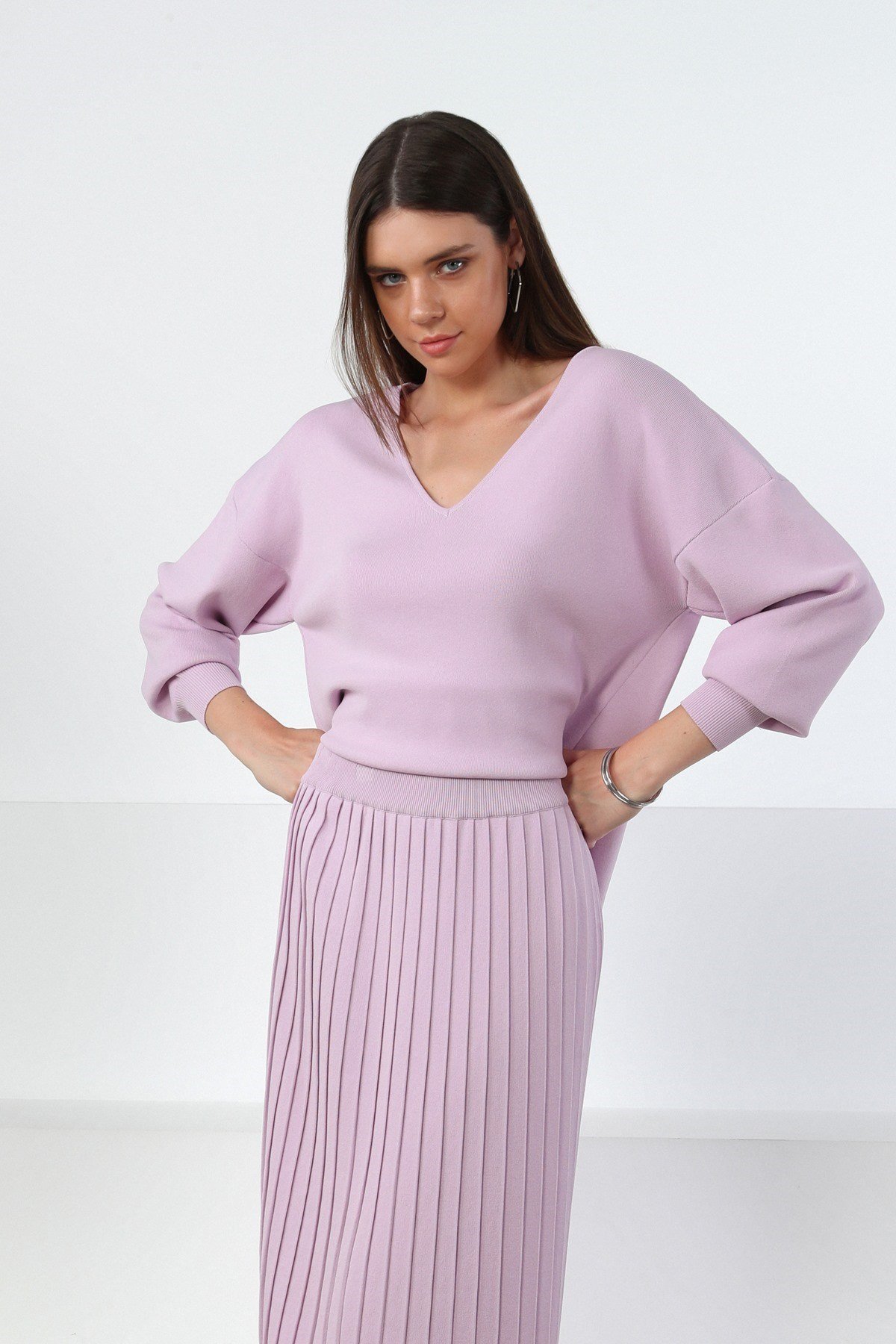 Ferraro Lila V Yaka Yırtmaçlı Kadın Triko Kazak