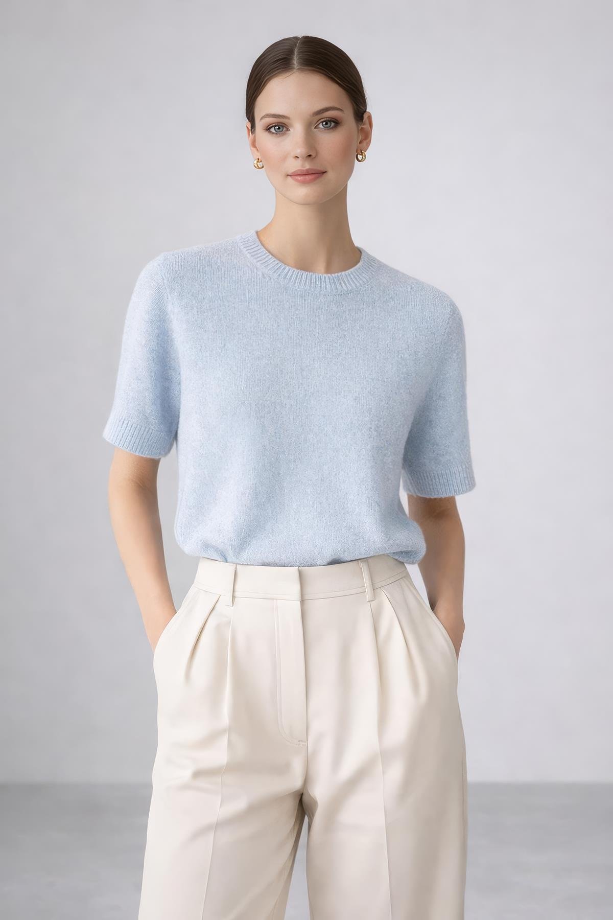 Ferraro Mavi Kadın Mevsimlik Yün Karışımlı Kısa Kollu Triko Bluz