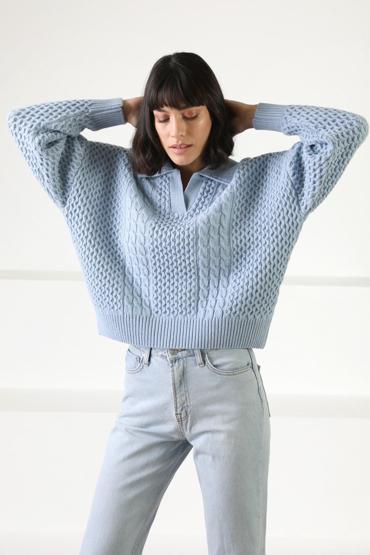 Ferraro Mavi Uzun Kollu Gömlek Yaka Yünlü Kadın Triko Kazak