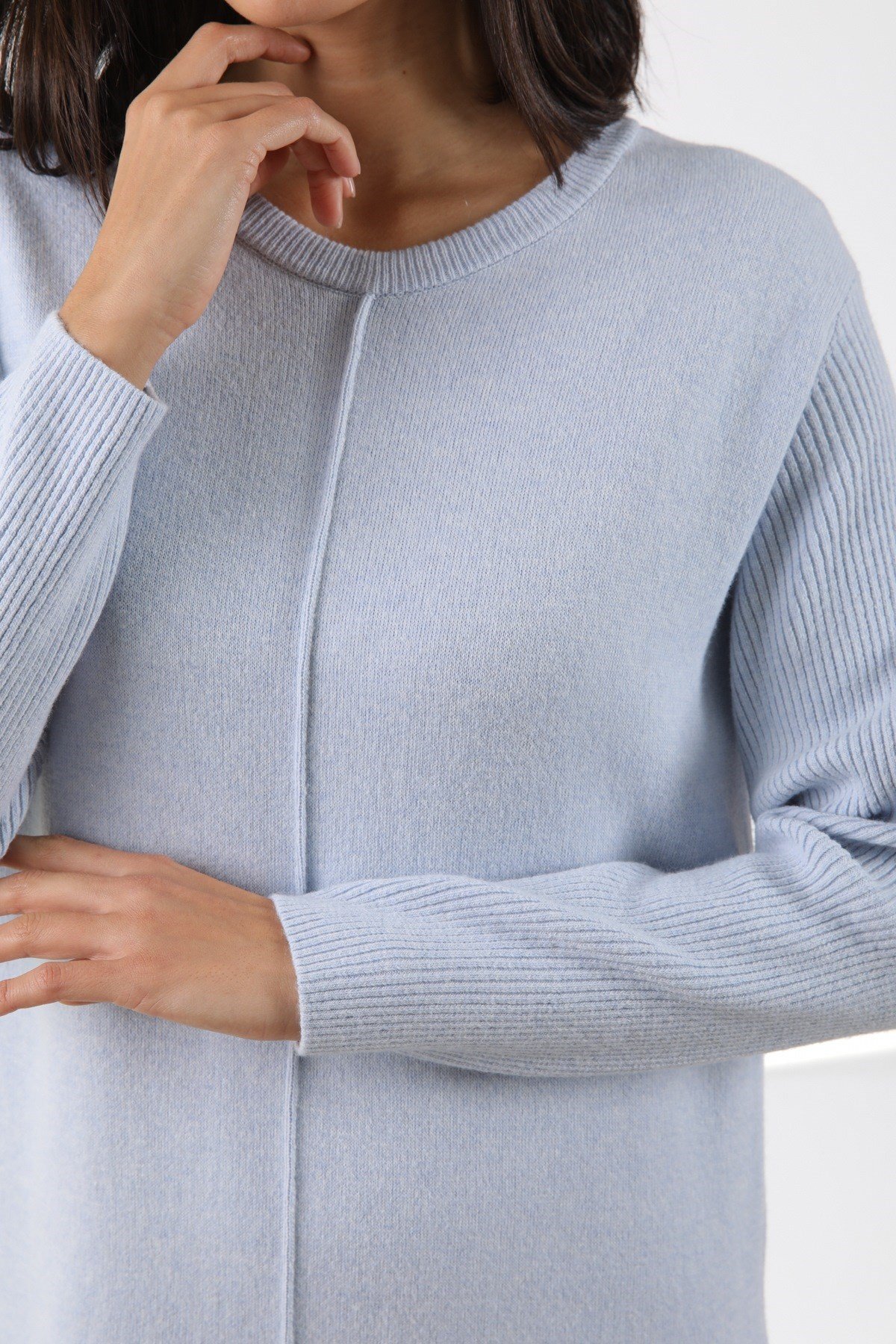 Ferraro Mavi Yandan Yırtmaçlı Midi Boy Kaşmirli Kadın Triko Elbise