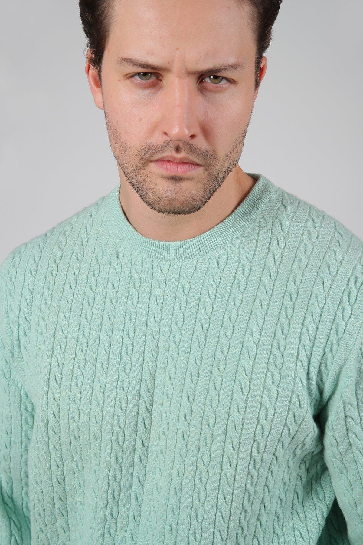 Ferraro Mint Yeşili Bisiklet Yaka Kabartmalı Saç Örgü Desenli Uzun Kollu %100 Kuzu Yünü Erkek Triko Kazak