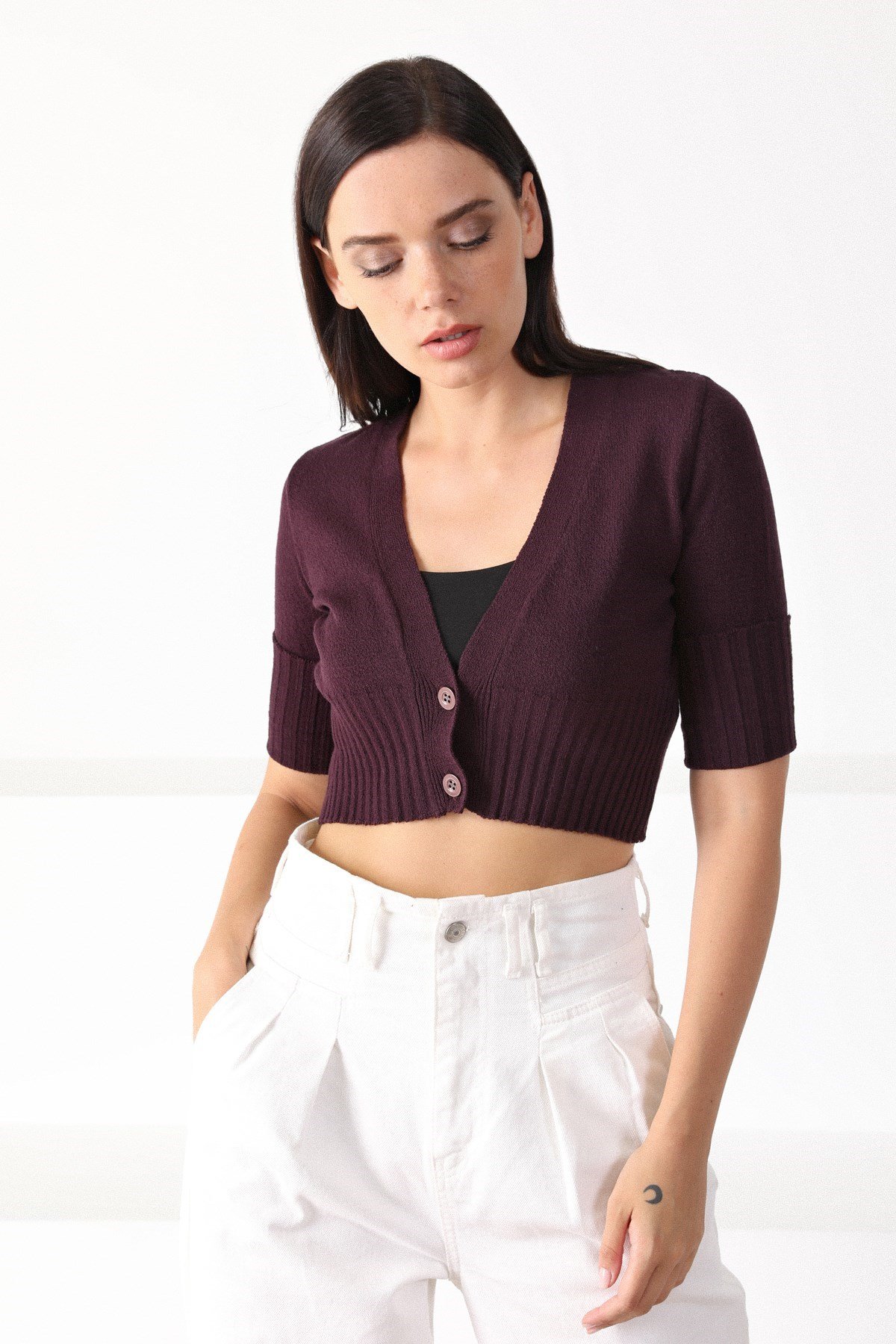 Ferraro Mürdüm V Yaka İki Düğme Kadın Triko Büstiyer