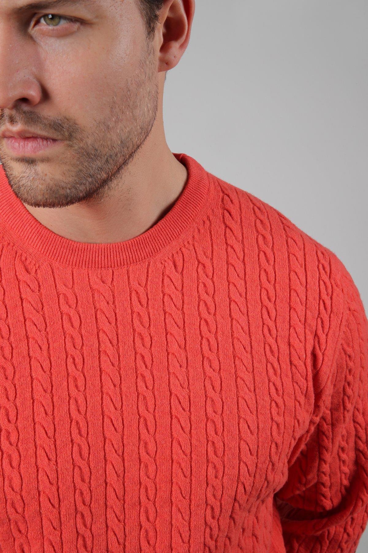 Ferraro Nar Çiçeği Bisiklet Yaka Kabartmalı Saç Örgü Desenli Uzun Kollu %100 Kuzu Yünü Erkek Triko Kazak