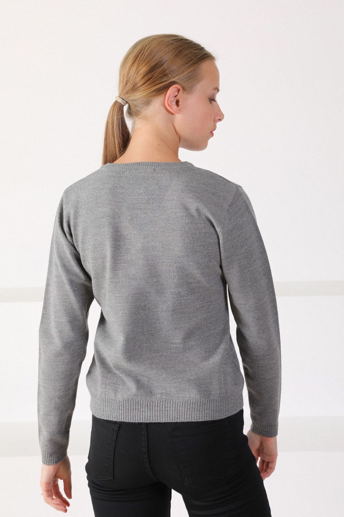 Ferraro O.Gri V Yaka Kadın Triko Kazak