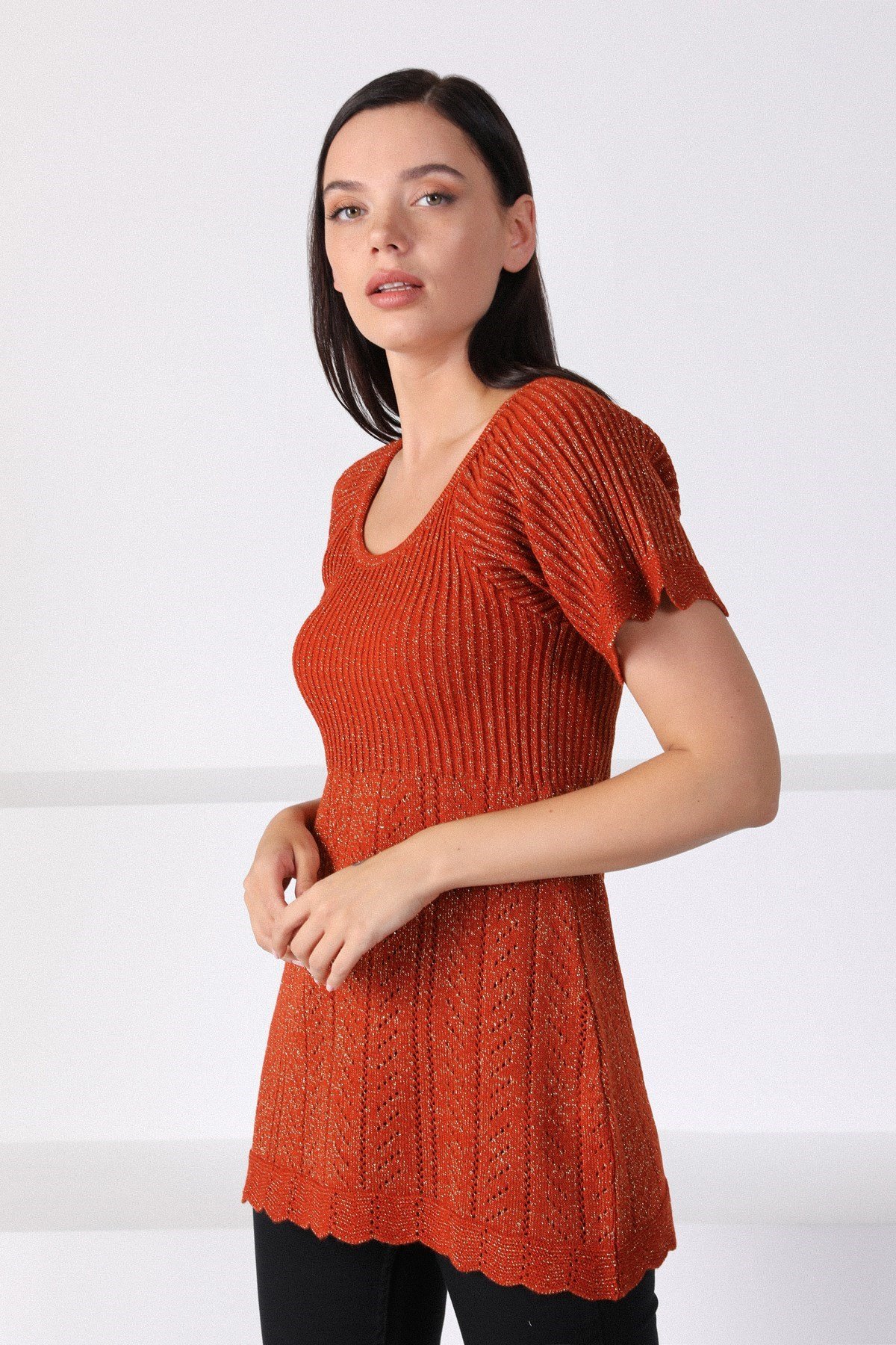 Ferraro Orange Yuvarlak Yaka Bel Büzgülü Kadın Triko Kazak