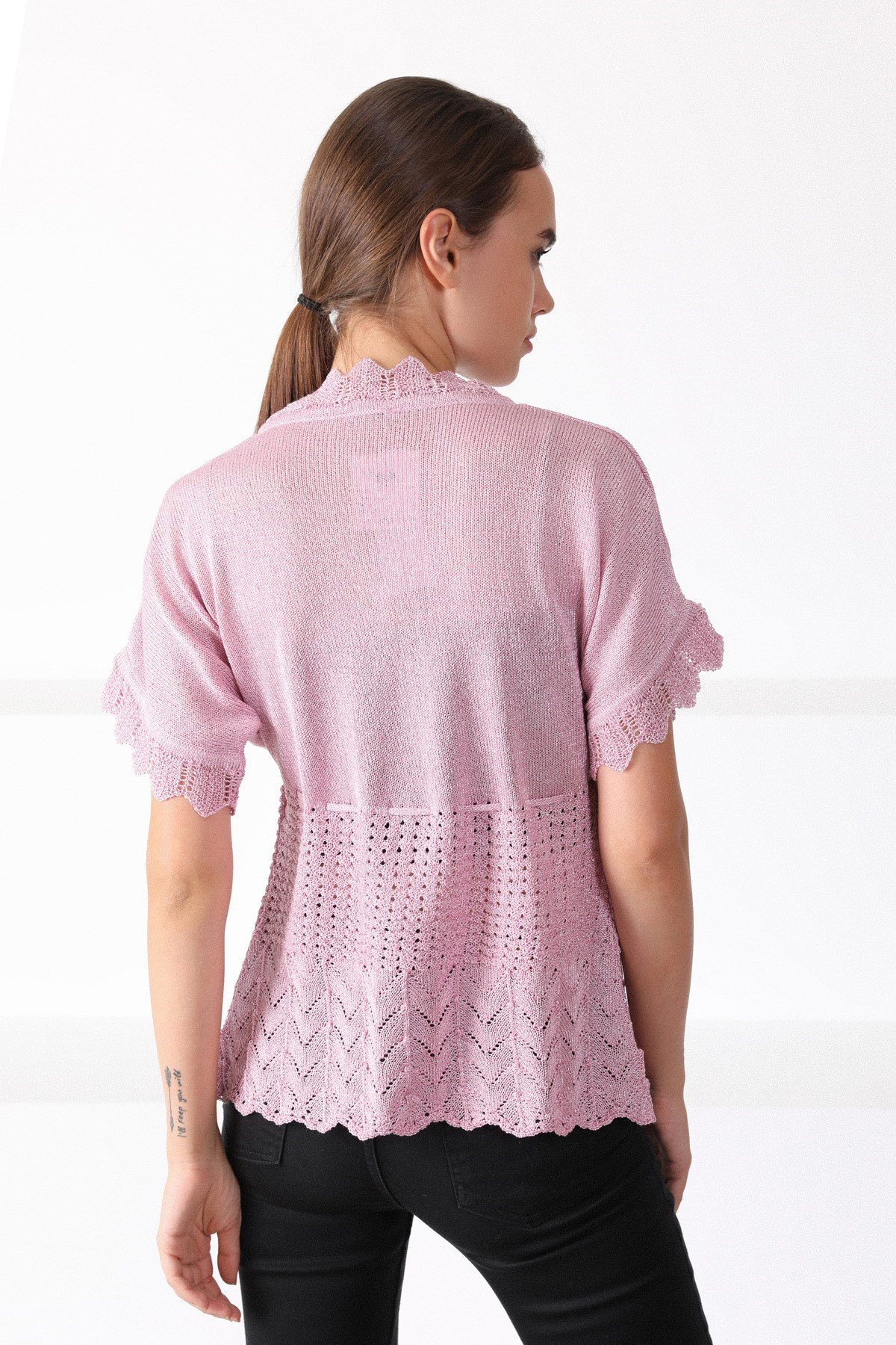 Ferraro Pembe V Yaka Dantel Detaylı Kadın Triko Hırka