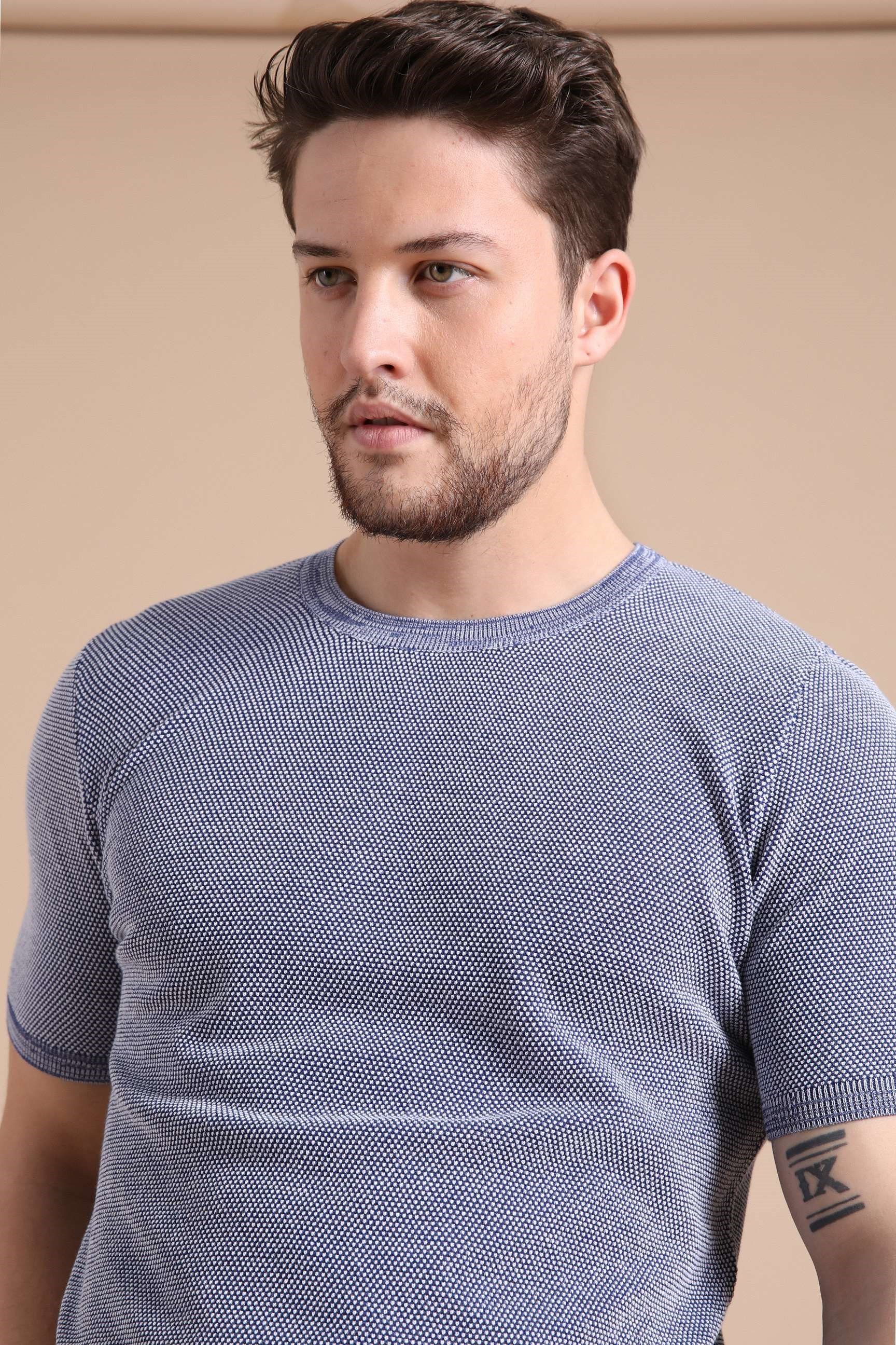 Ferraro Saks/Beyaz Kuşgözü Desenli Bisiklet Yaka Erkek Triko T-Shirt