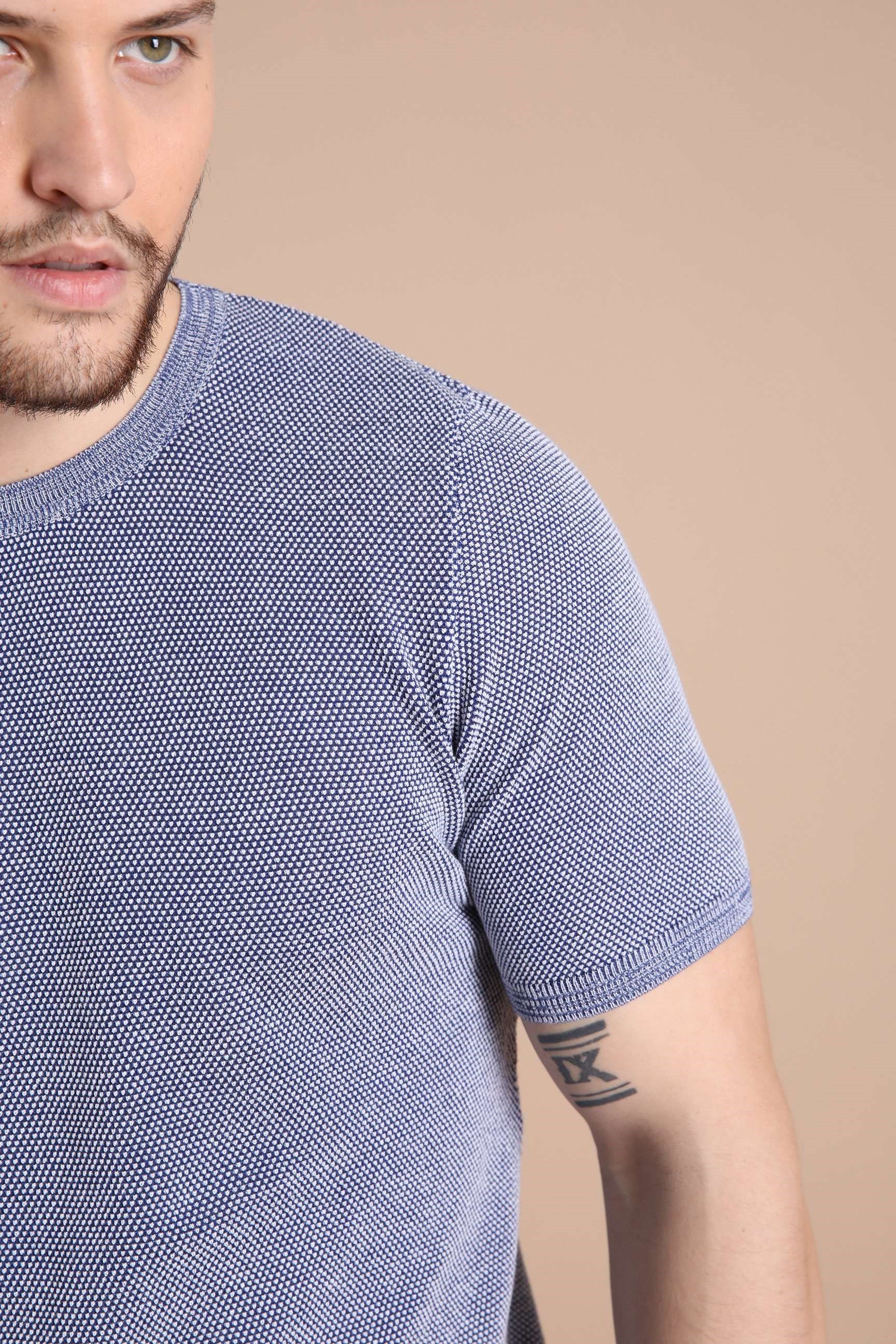 Ferraro Saks/Beyaz Kuşgözü Desenli Bisiklet Yaka Erkek Triko T-Shirt