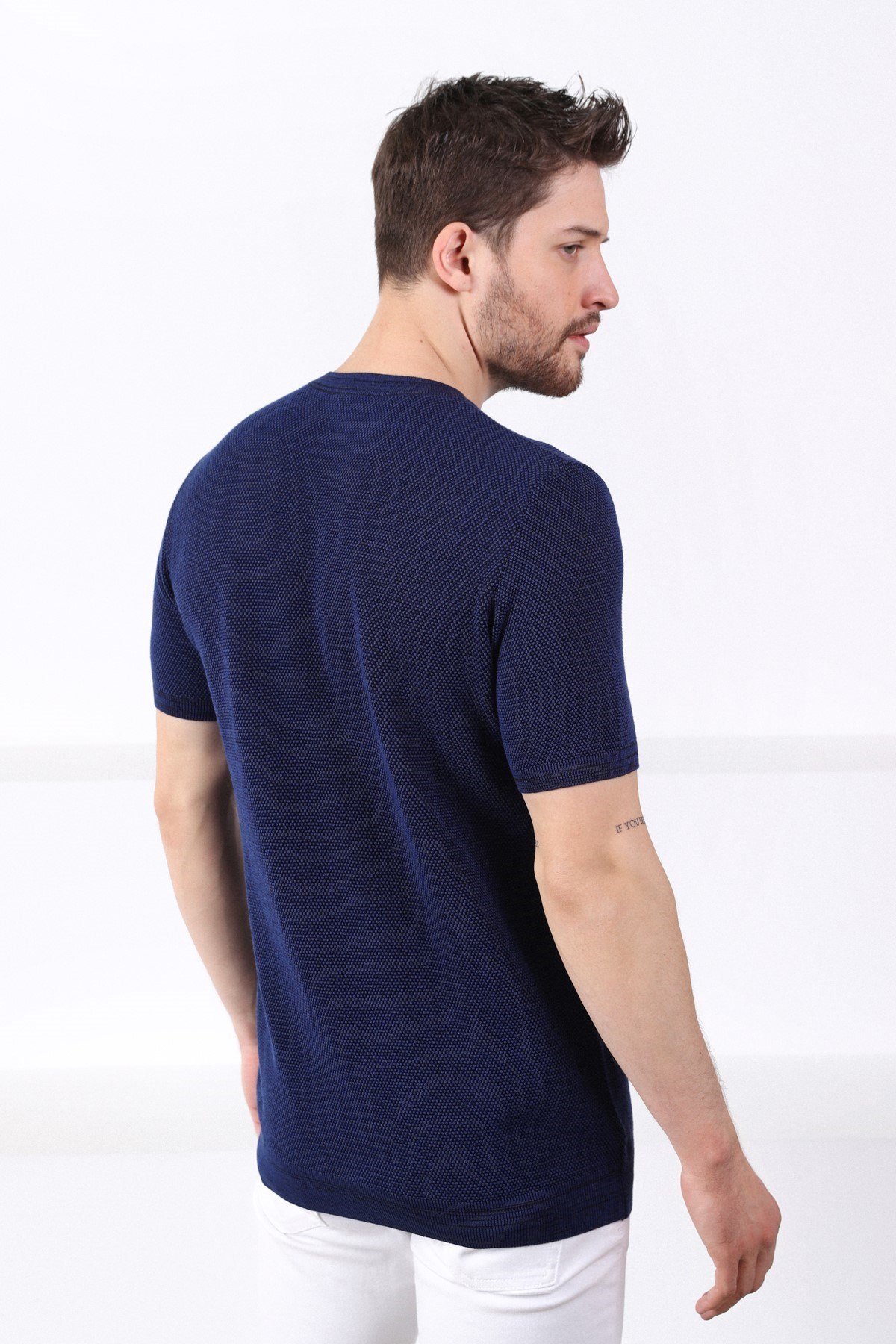 Ferraro Saks/Siyah Kuşgözü Desenli Bisiklet Yaka Erkek Triko T-Shirt