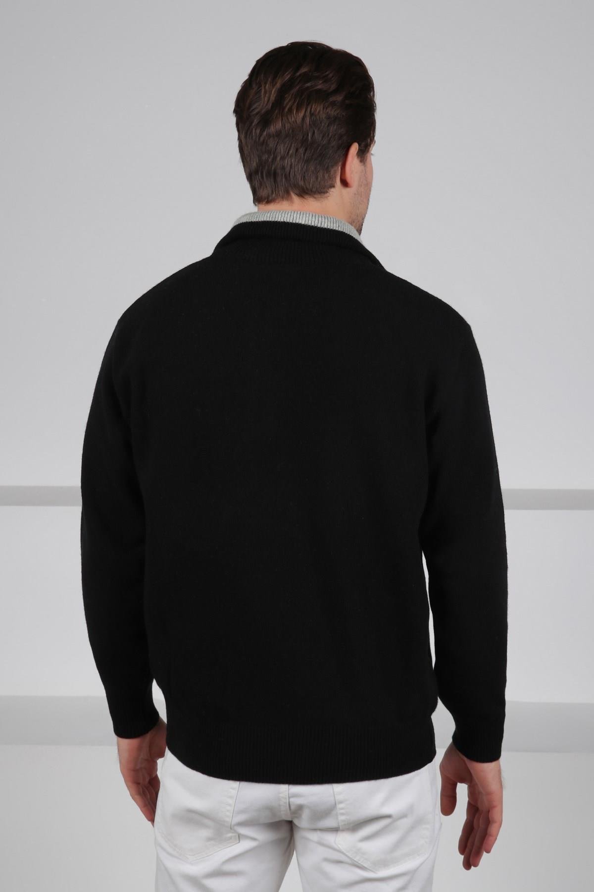 Ferraro Siyah Balıkçı Yaka Fermuarlı Geometrik Desenli Uzun Kollu %100 Kuzu Yünü Erkek Triko Kazak