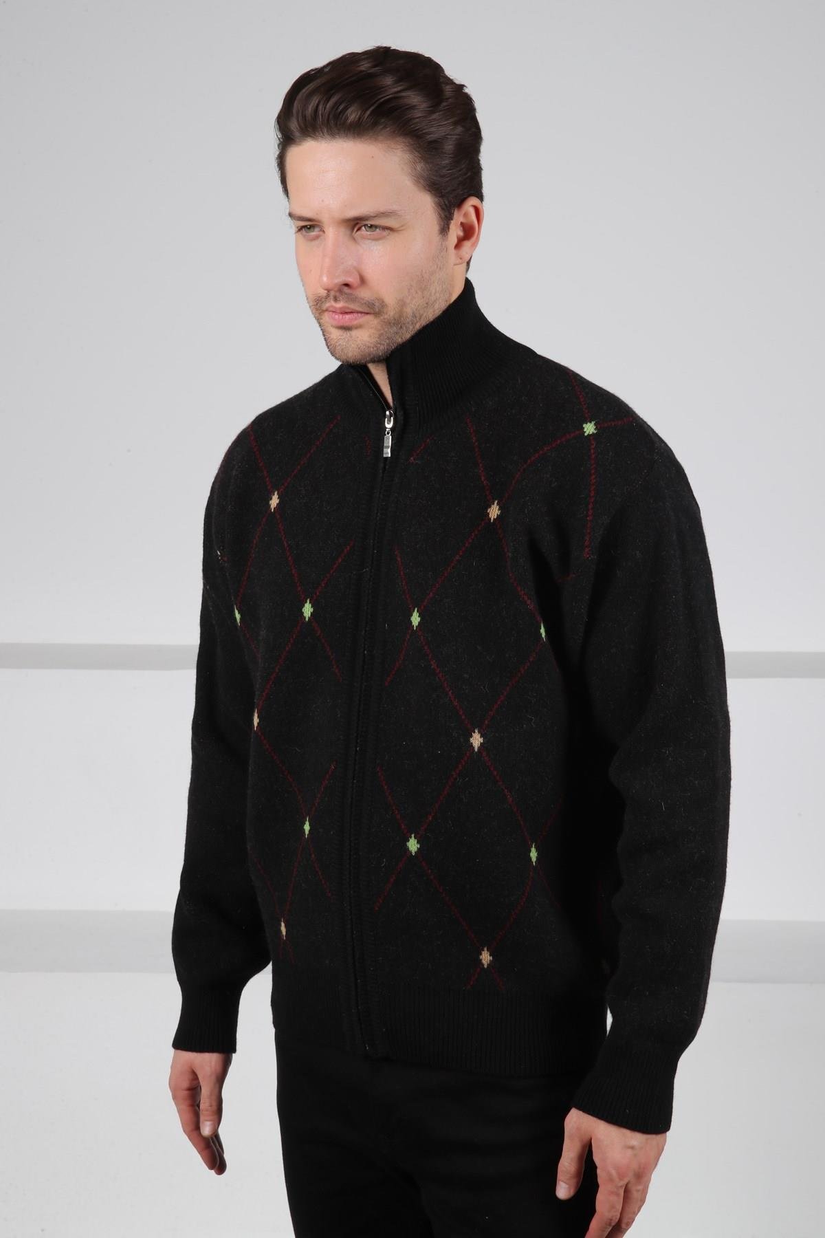 Ferraro Siyah Balıkçı Yaka Fermuarlı Geometrik Baklava Desenli Uzun Kollu %100 Kuzu Yünü Erkek Triko Ceket