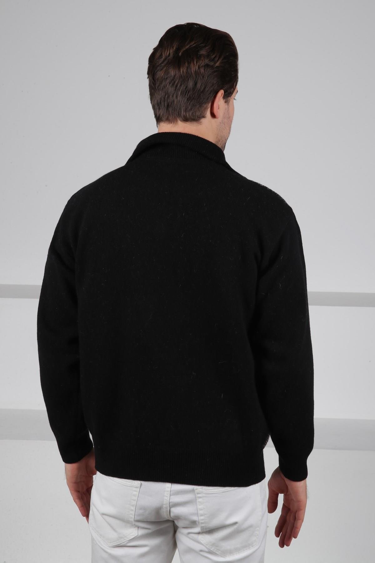 Ferraro Siyah Balıkçı Yaka Fermuarlı Önü Çizgi Detaylı Uzun Kollu Kuzu Yünü Karışımlı Erkek Triko Kazak