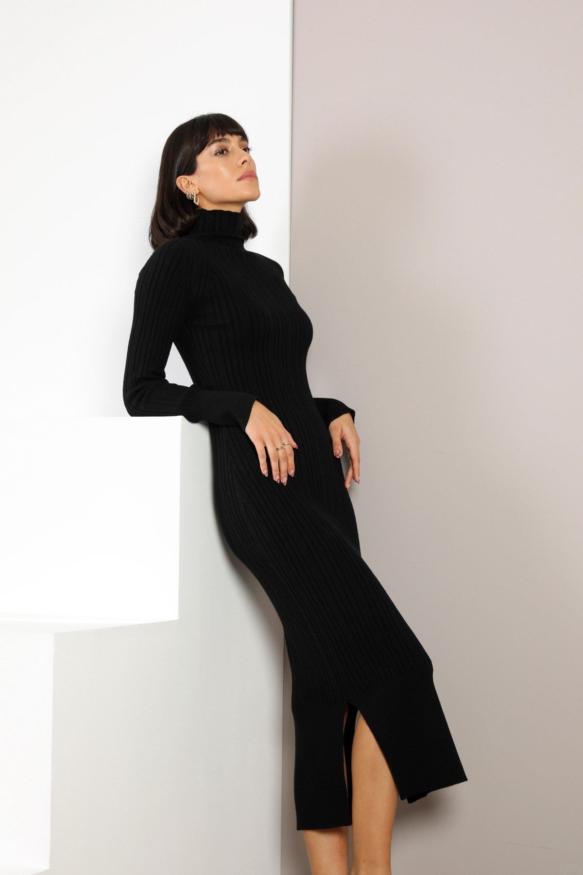 Ferraro Siyah Balıkçı Yaka Kaşmirli Kadın Triko Elbise