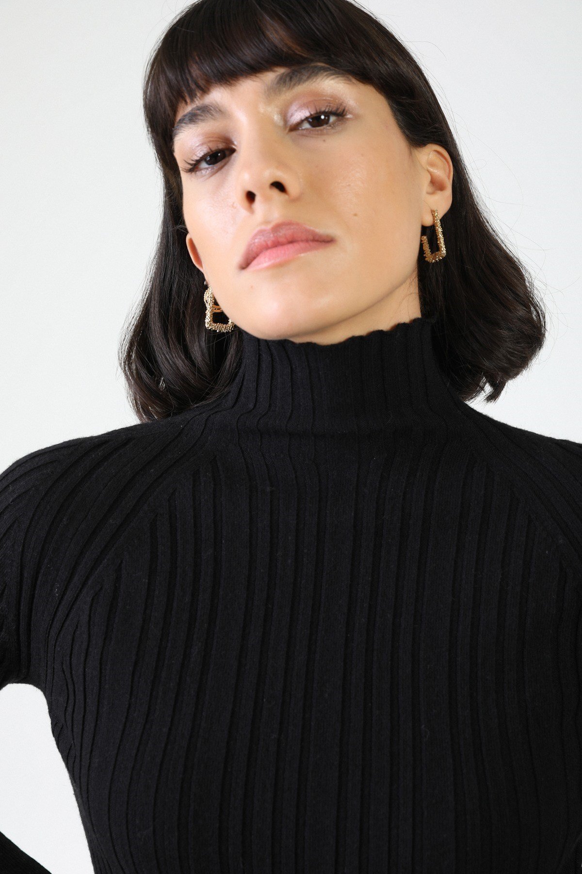 Ferraro Siyah Balıkçı Yaka Kaşmirli Kadın Triko Elbise