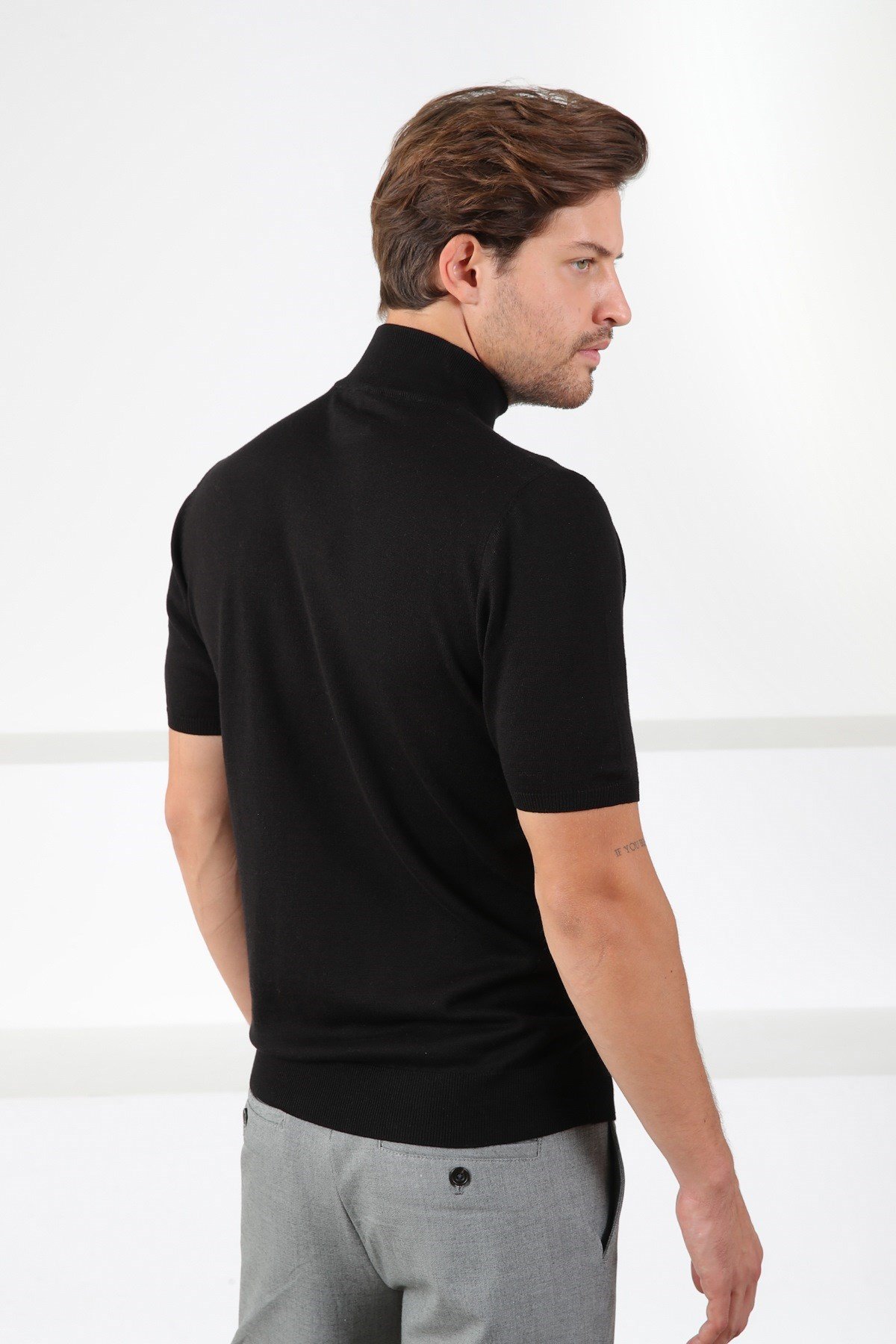 Ferraro Siyah Balıkçı Yaka Kısa Kollu Pamuklu Erkek Kazak