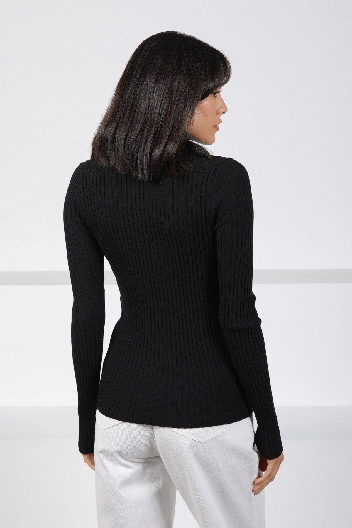 Ferraro Siyah Balıkçı Yaka Pamuklu Kadın Triko Kazak