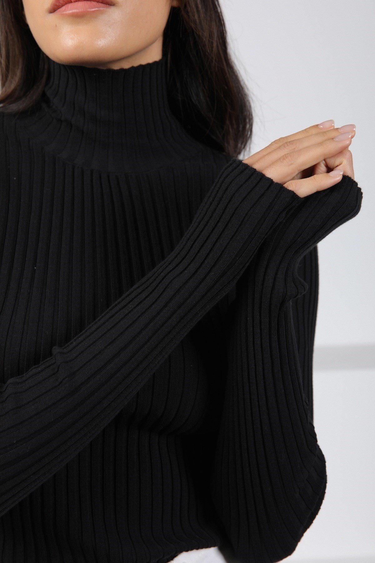 Ferraro Siyah Balıkçı Yaka Pamuklu Kadın Triko Kazak