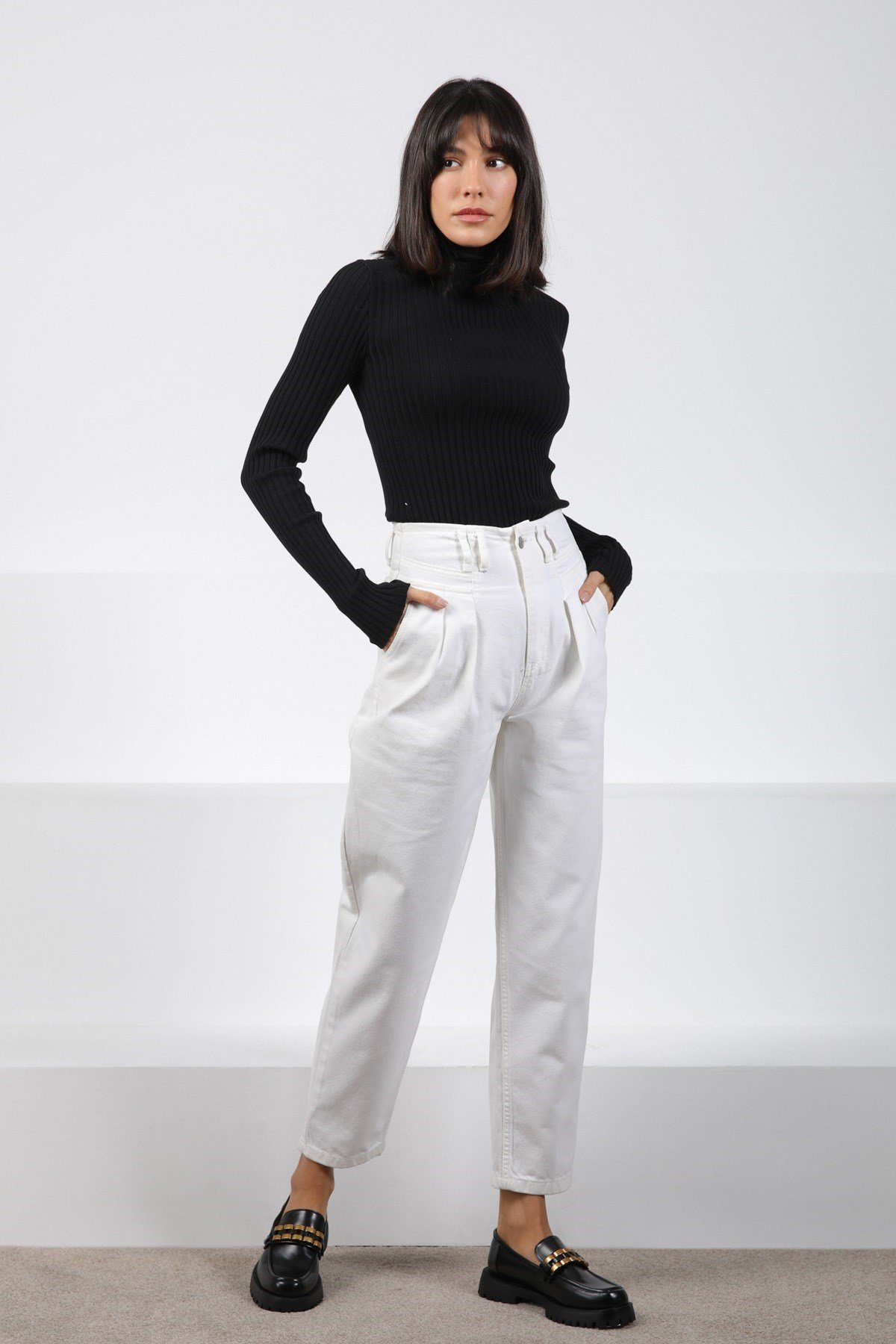 Ferraro Siyah Balıkçı Yaka Pamuklu Kadın Triko Kazak