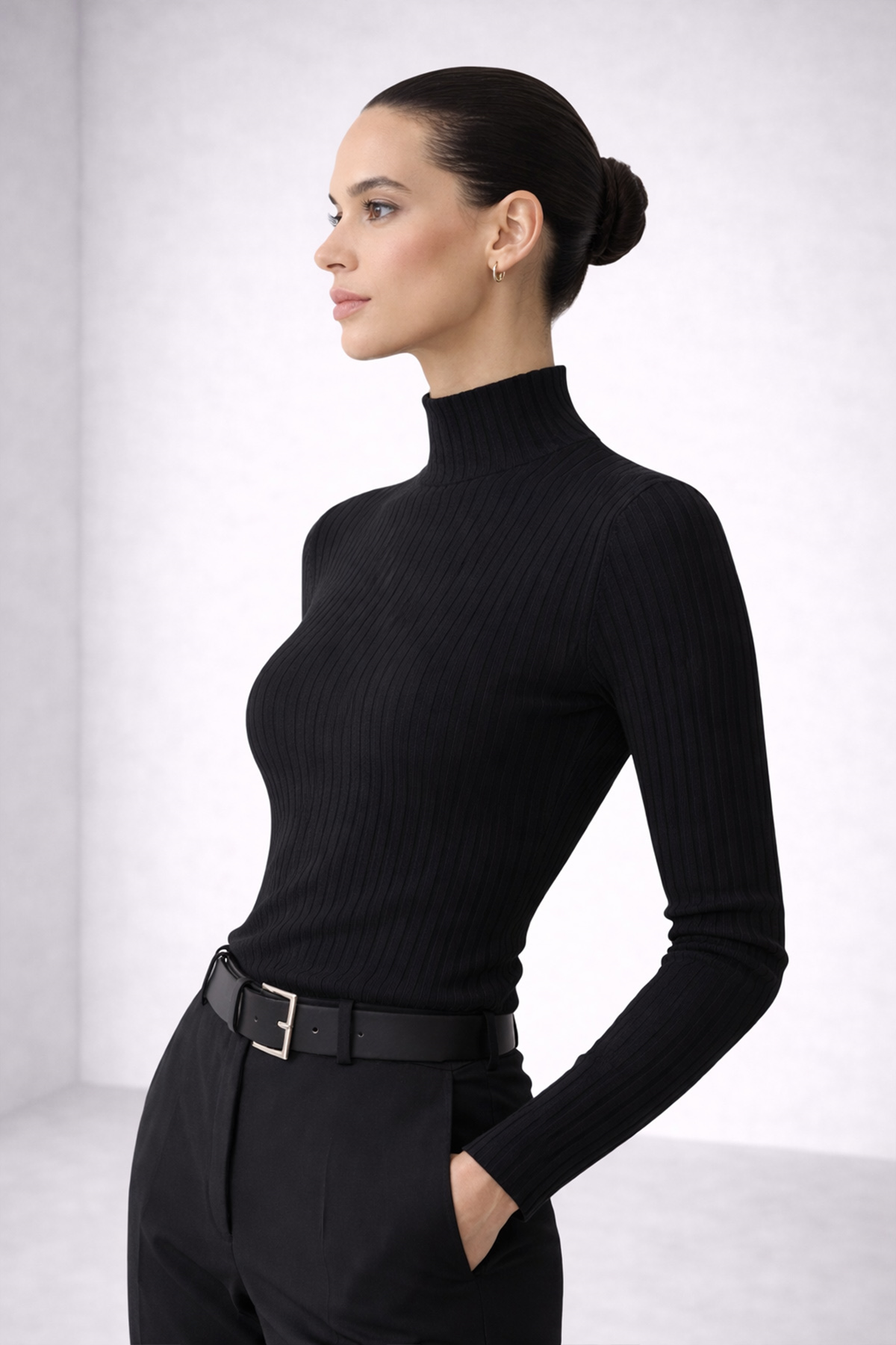 Ferraro Siyah Balıkçı Yaka Super İnce Organik Pamuk Kadın Triko Kazak