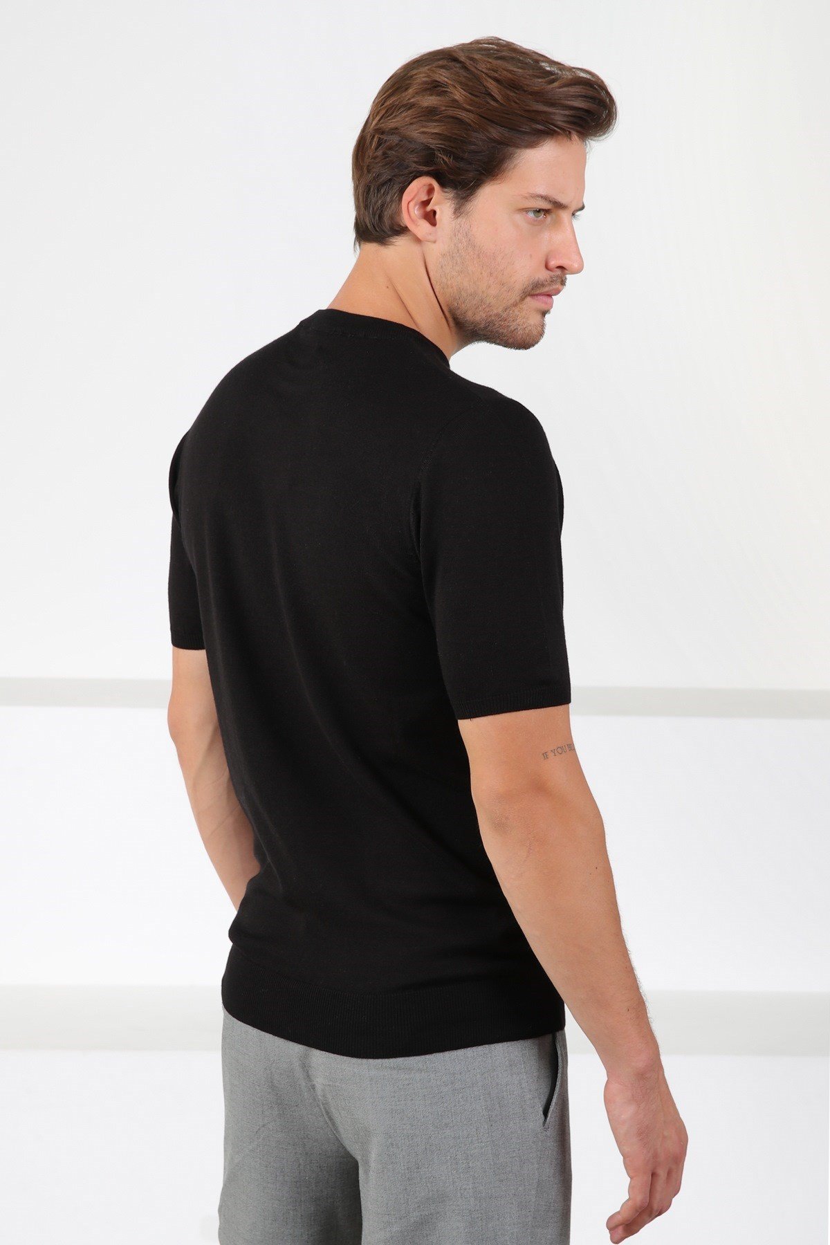 Ferraro Siyah Bisiklet Yaka Pamuklu Erkek Triko T-Shirt